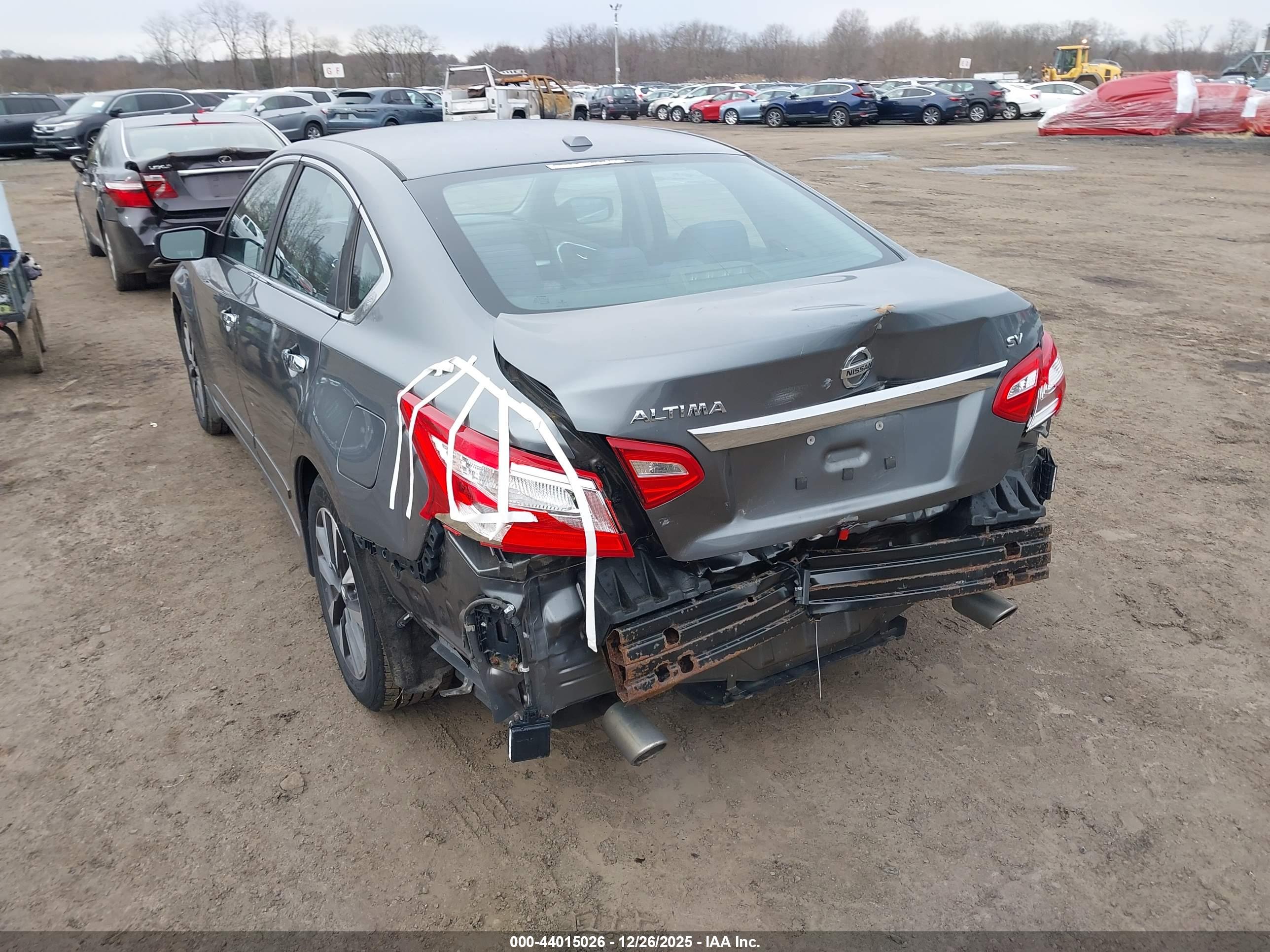 NISSAN ALTIMA image 6
