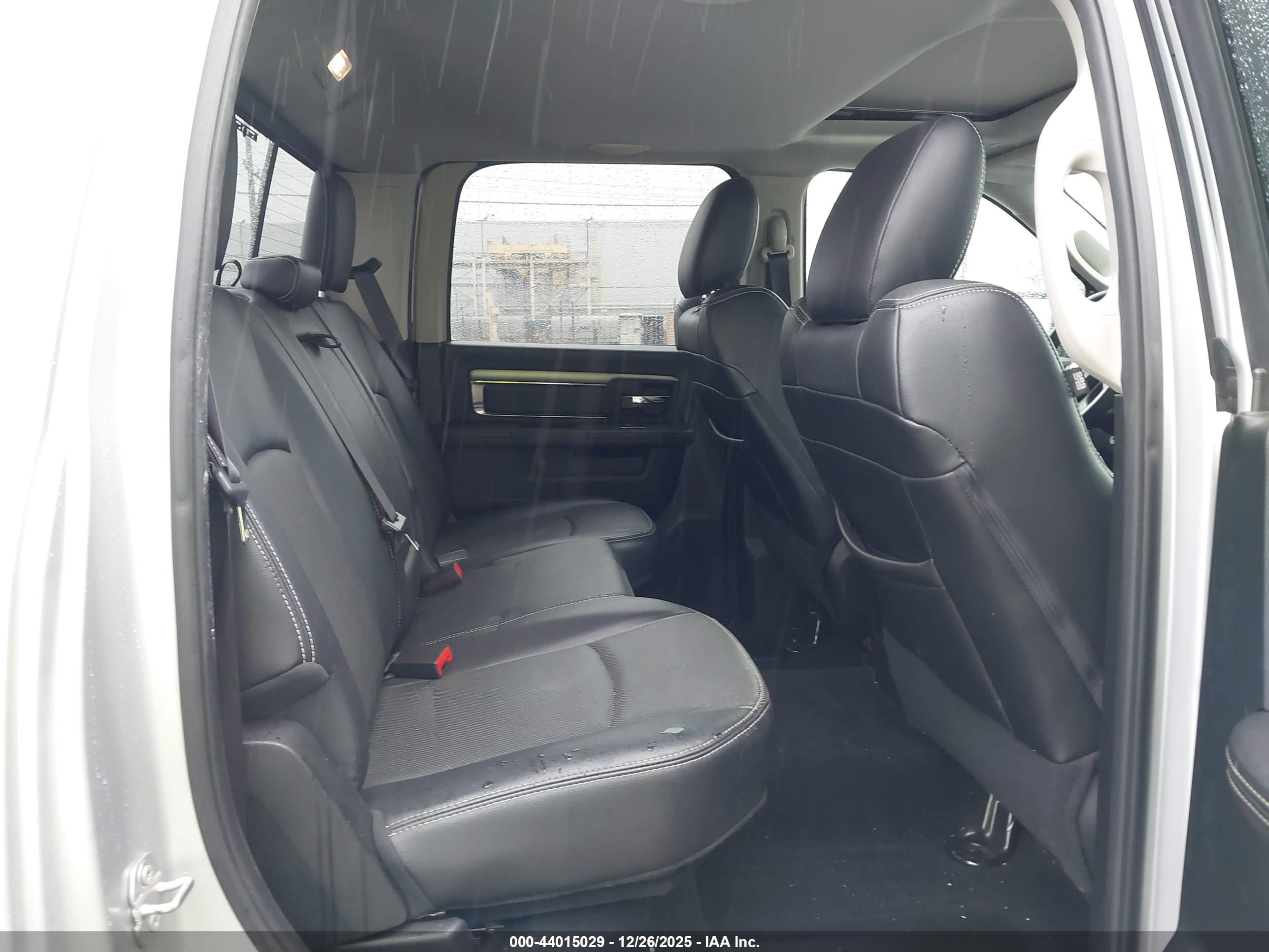 RAM 1500 image 8