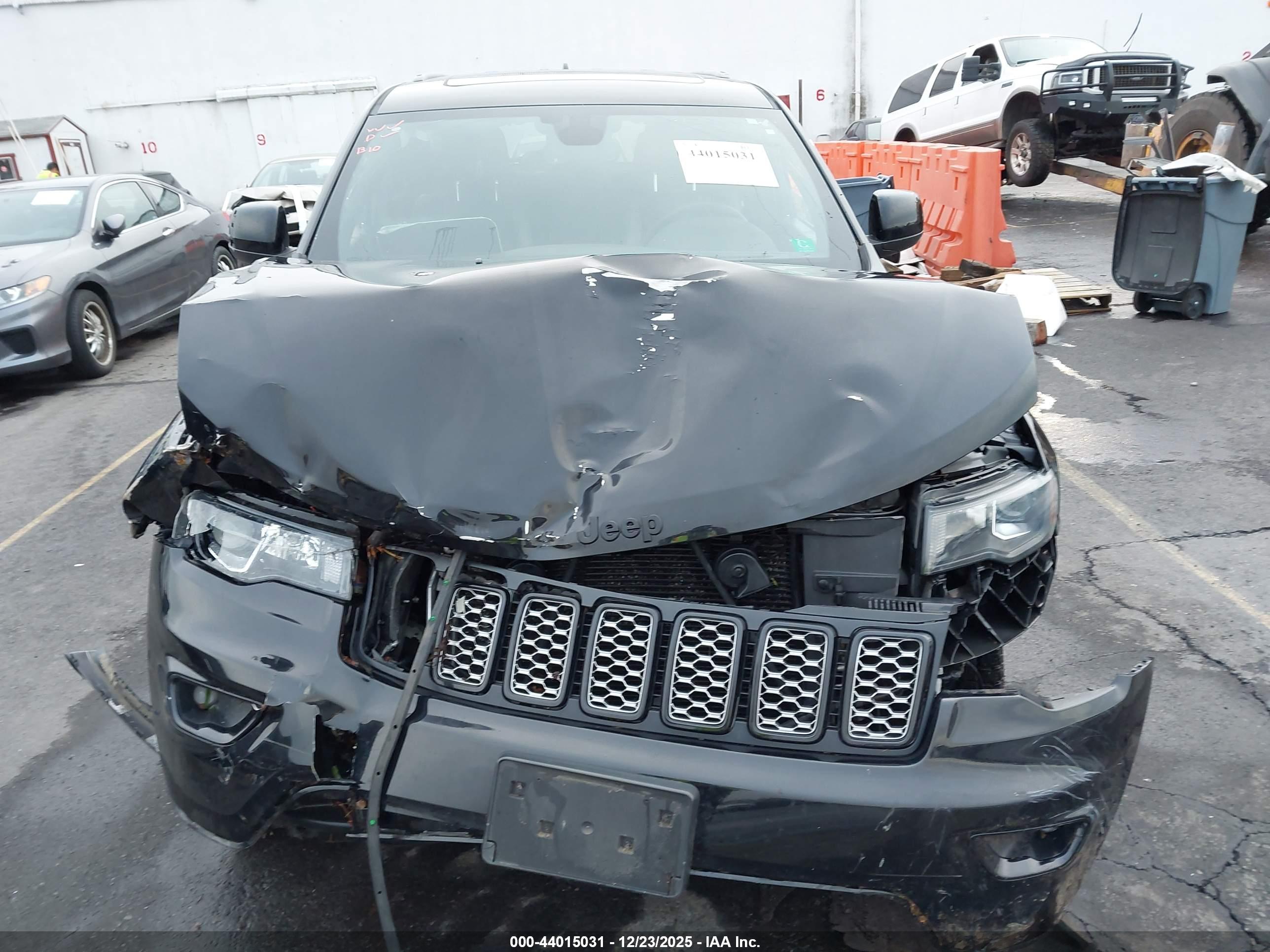 JEEP GRAND image 6