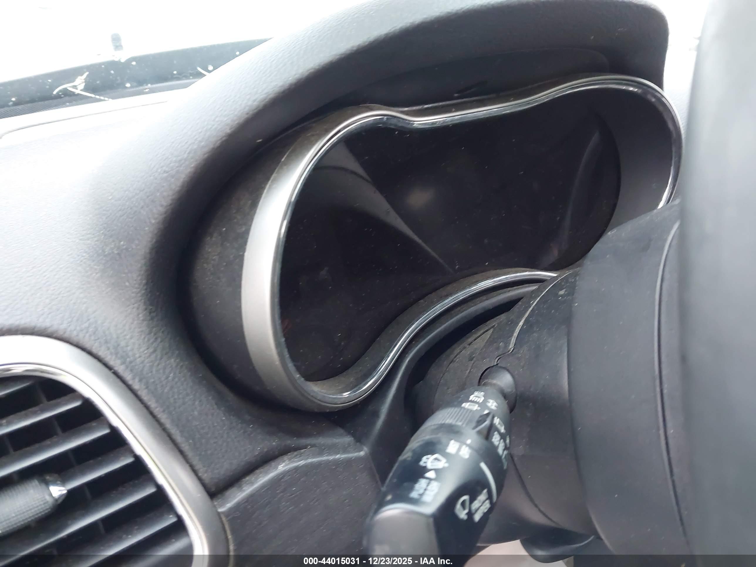 JEEP GRAND image 7
