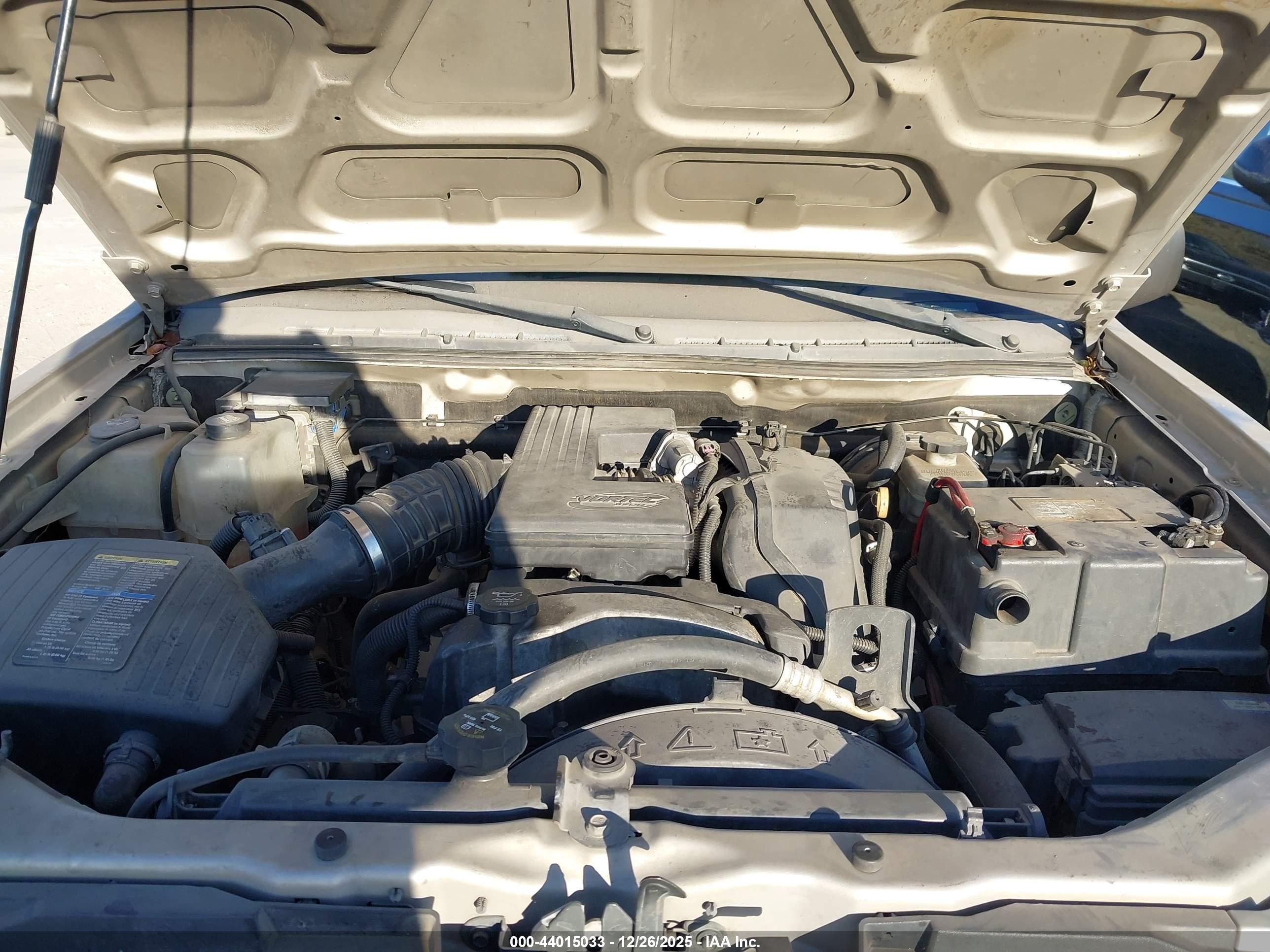 CHEVROLET COLORADO image 10