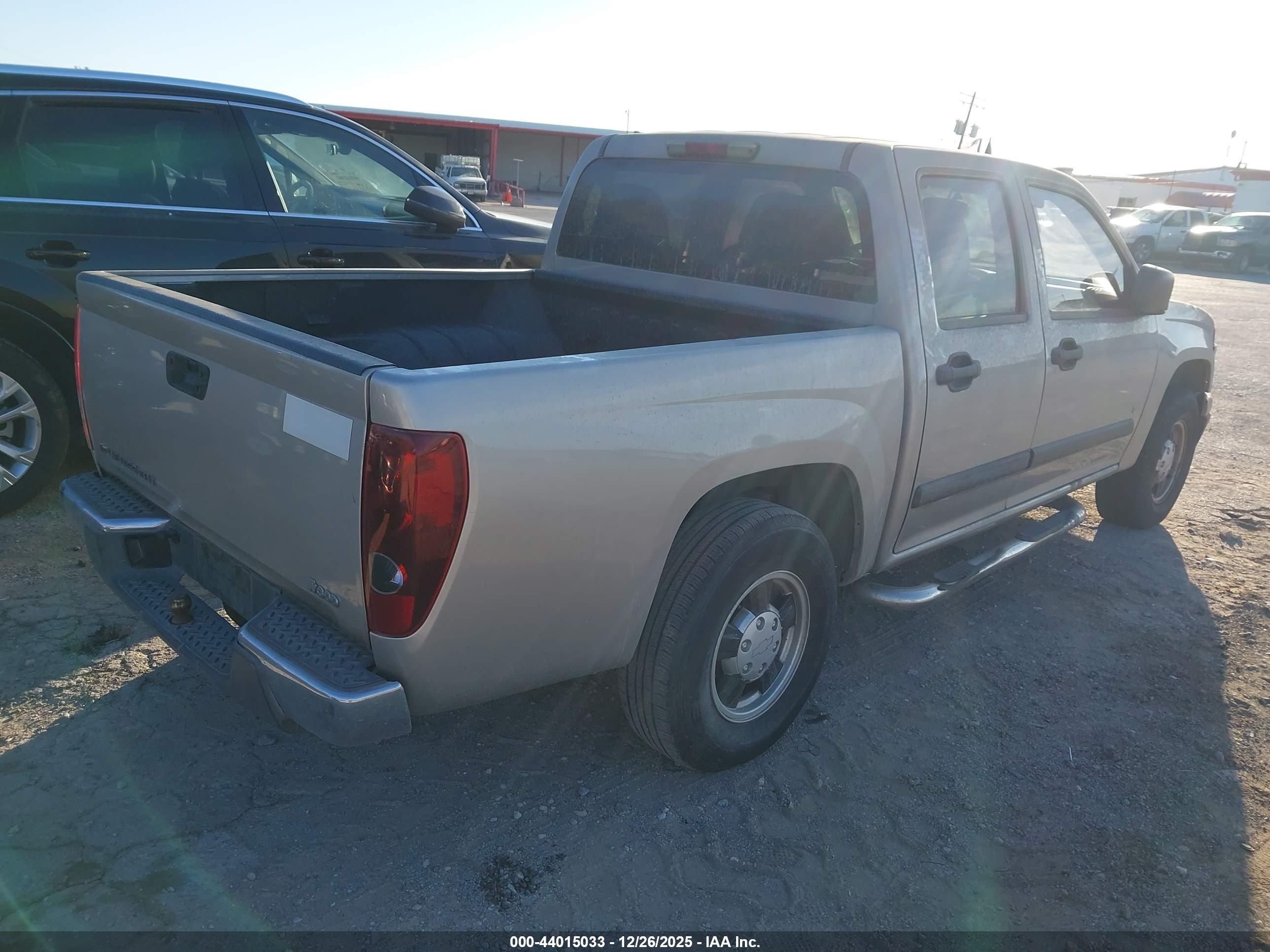 CHEVROLET COLORADO image 4
