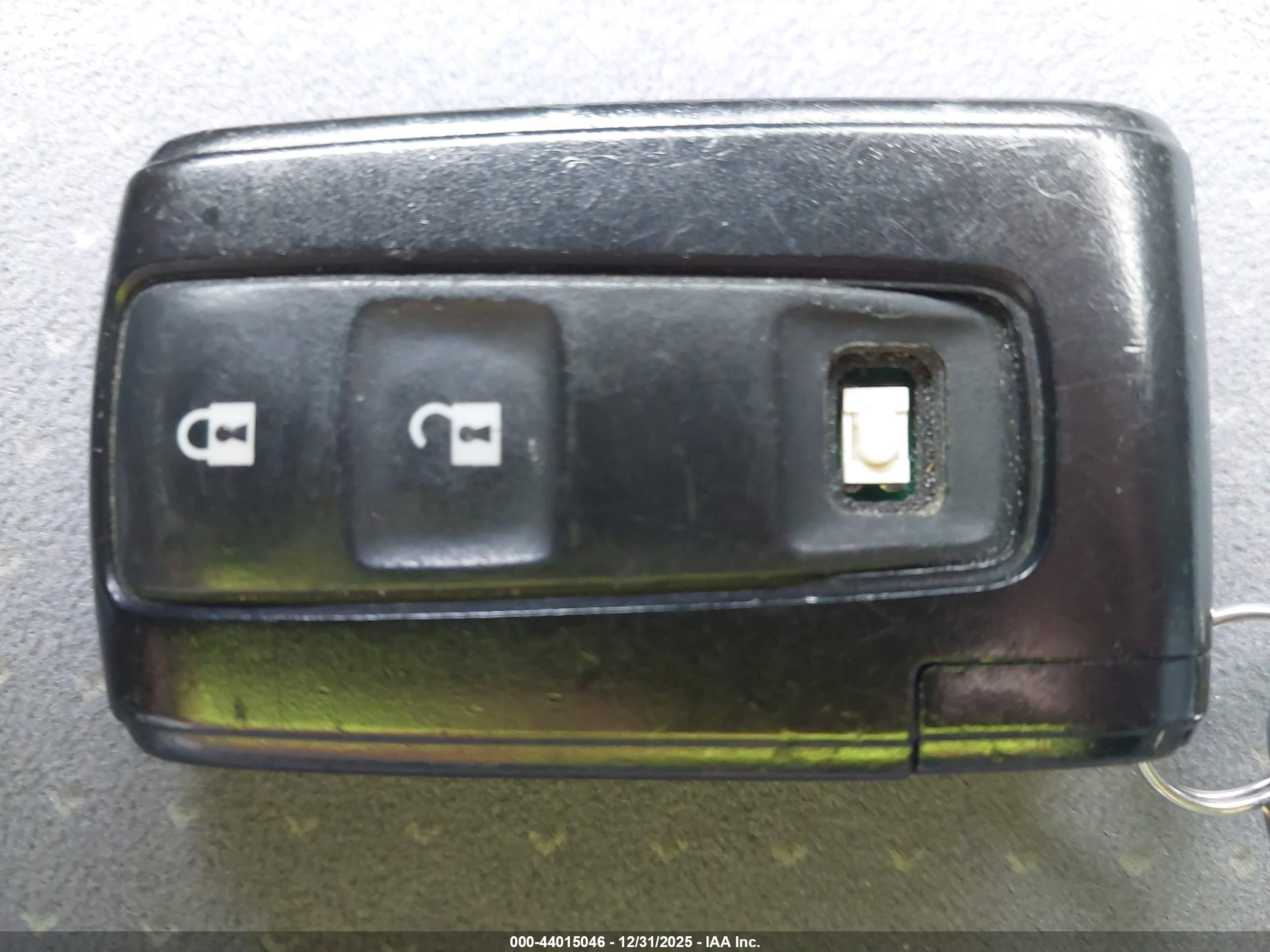 TOYOTA PRIUS image 11