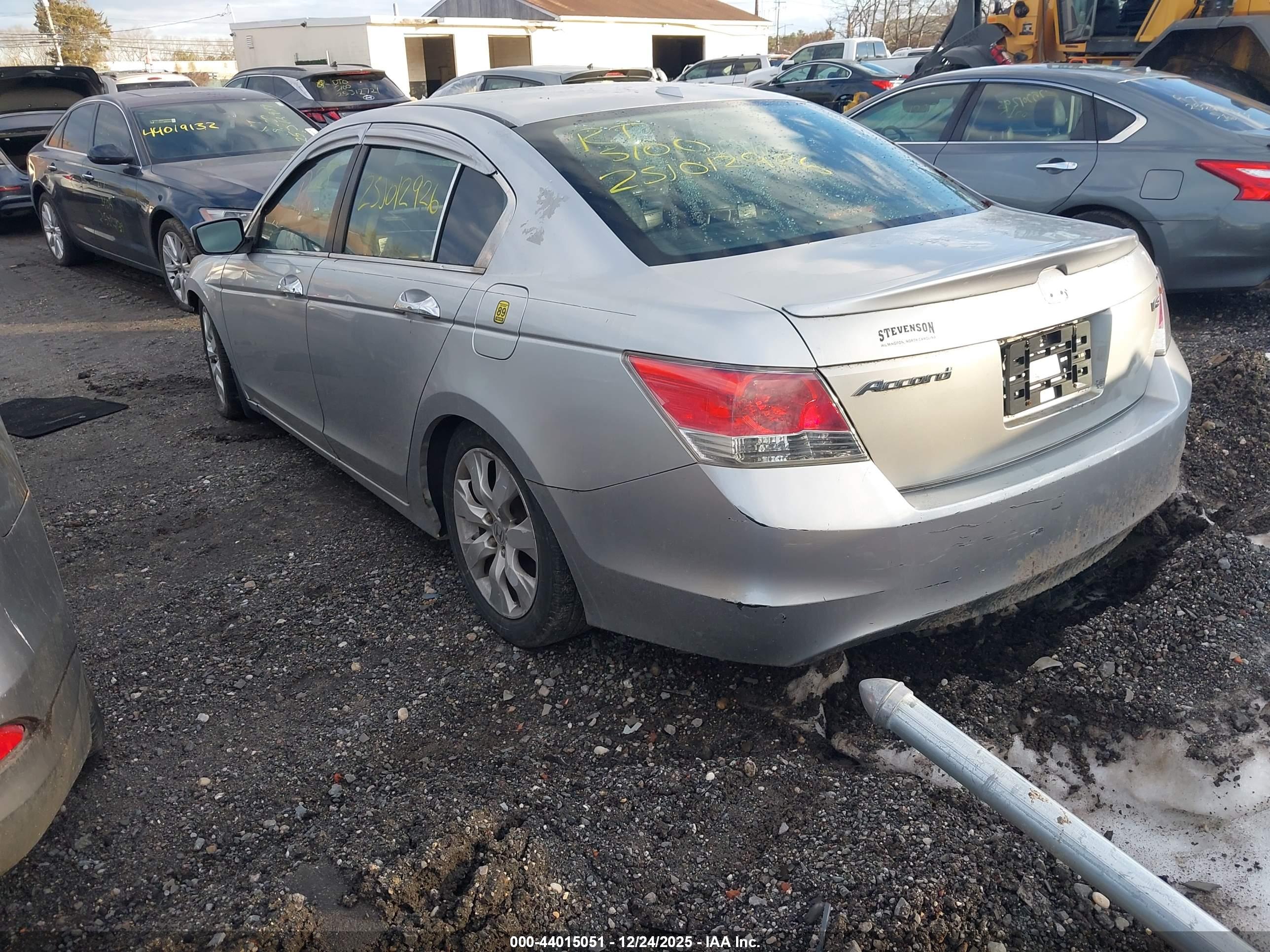 HONDA ACCORD image 3