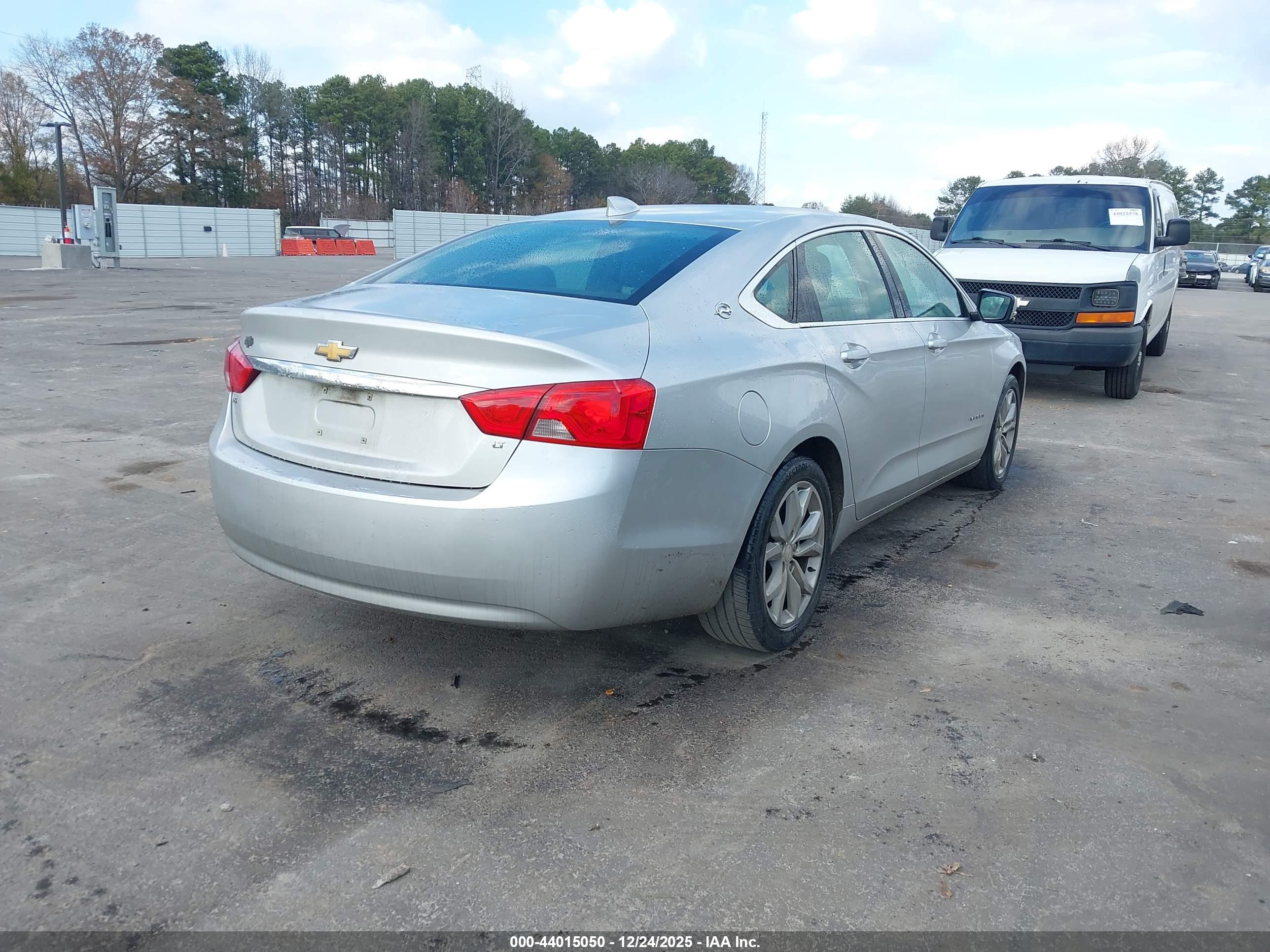 CHEVROLET IMPALA image 4