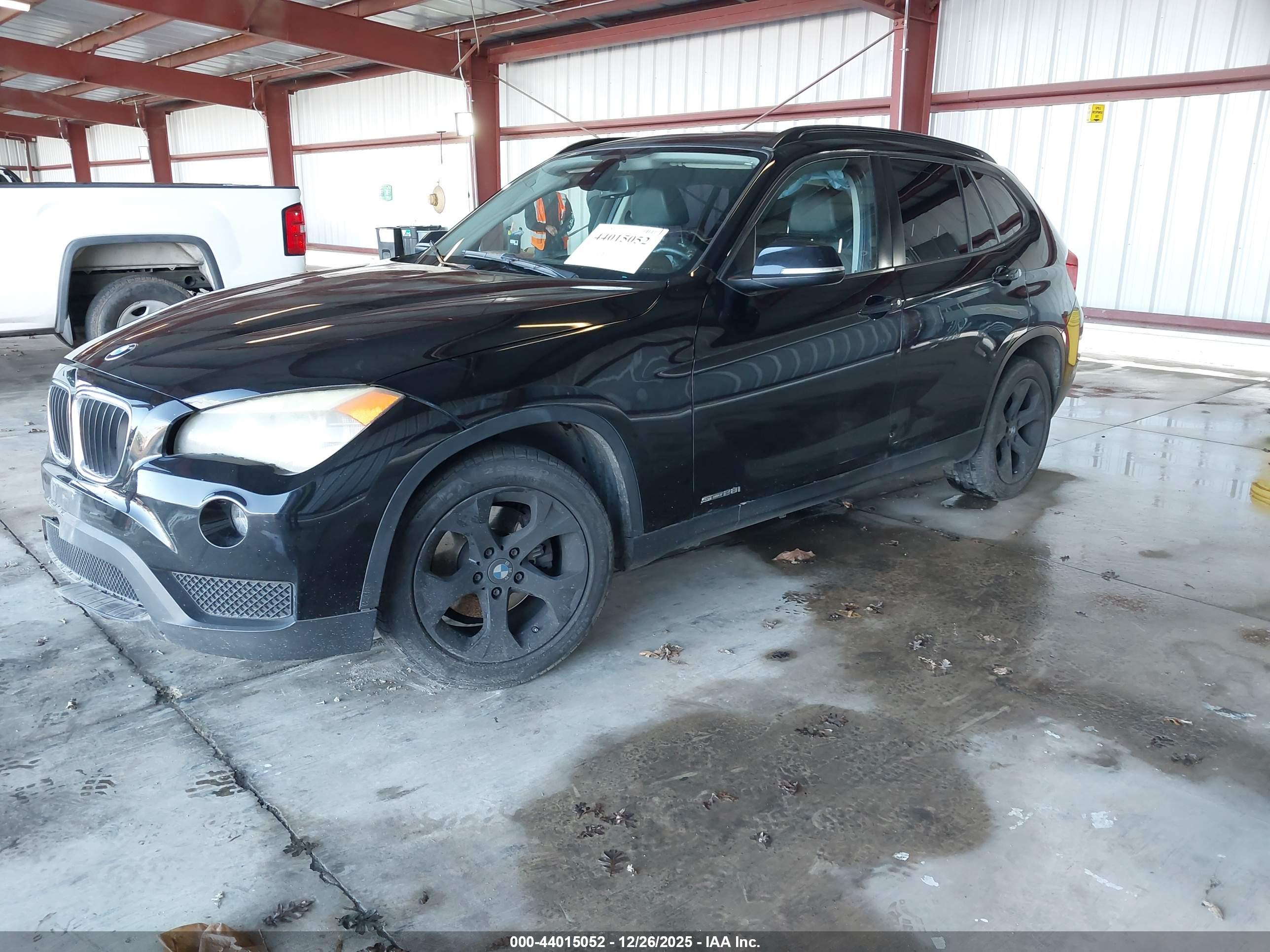 BMW X1 image 2