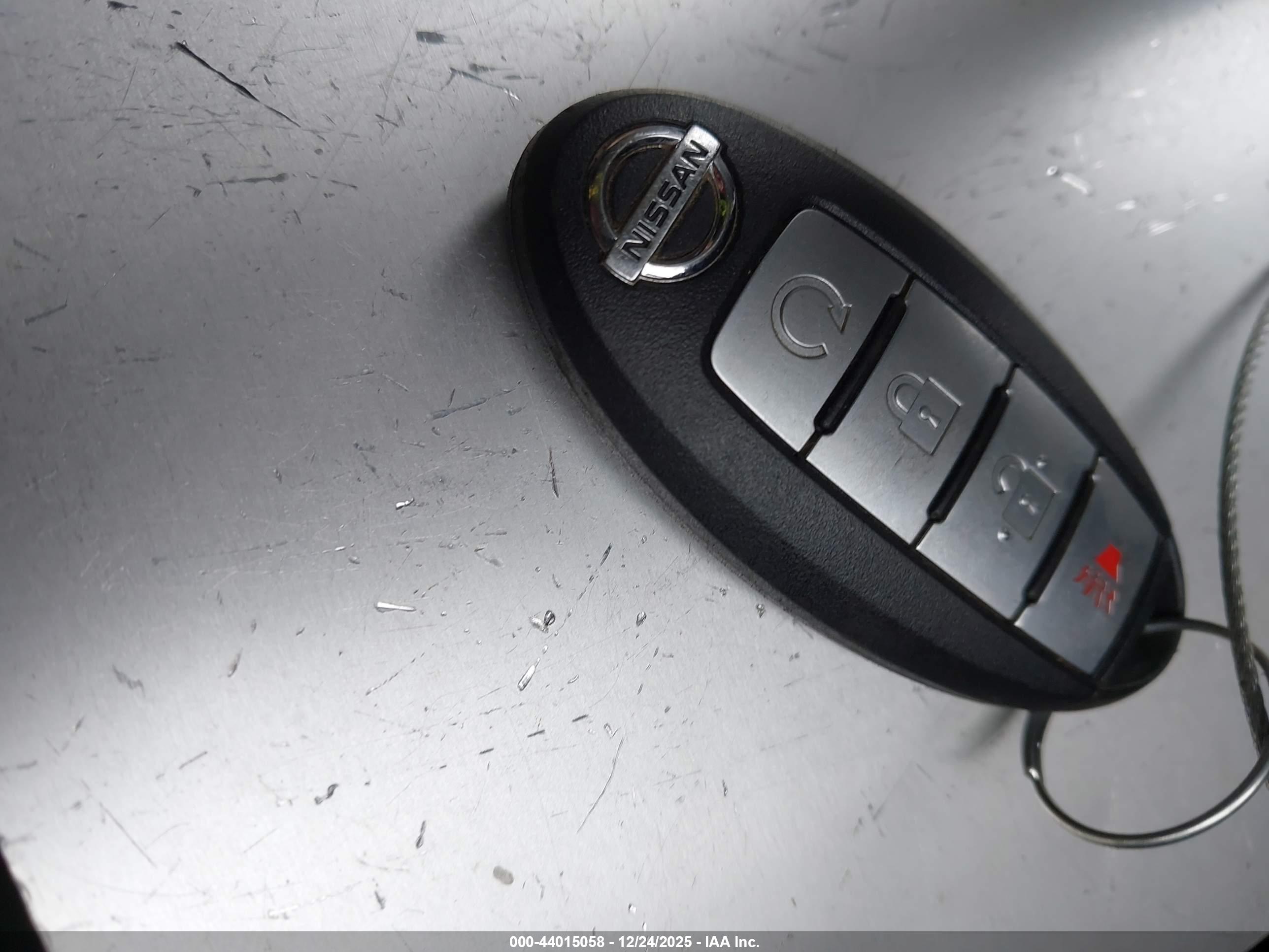 NISSAN PATHFINDER image 11
