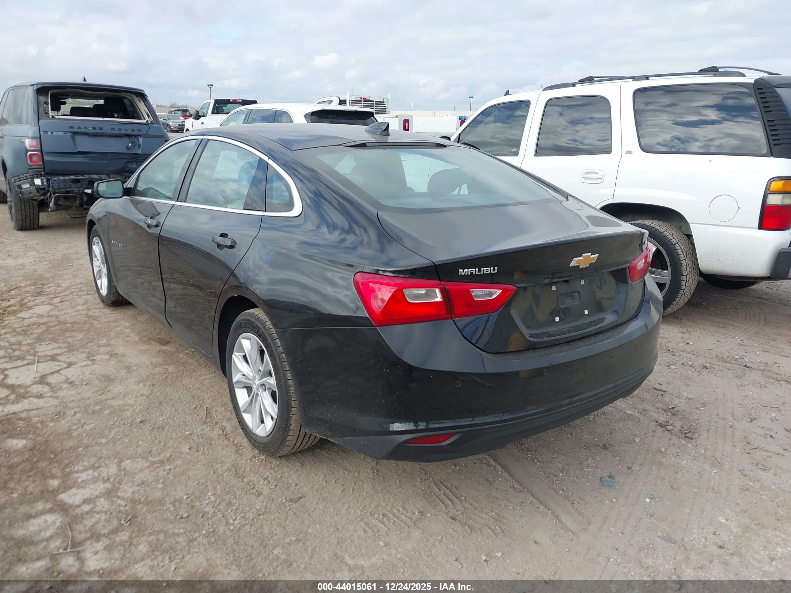 CHEVROLET MALIBU image 3