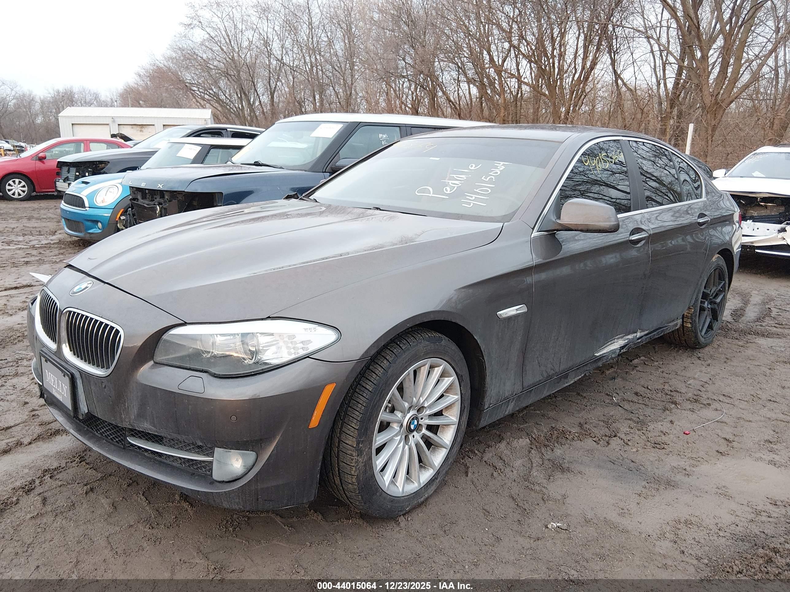 BMW 535I image 2