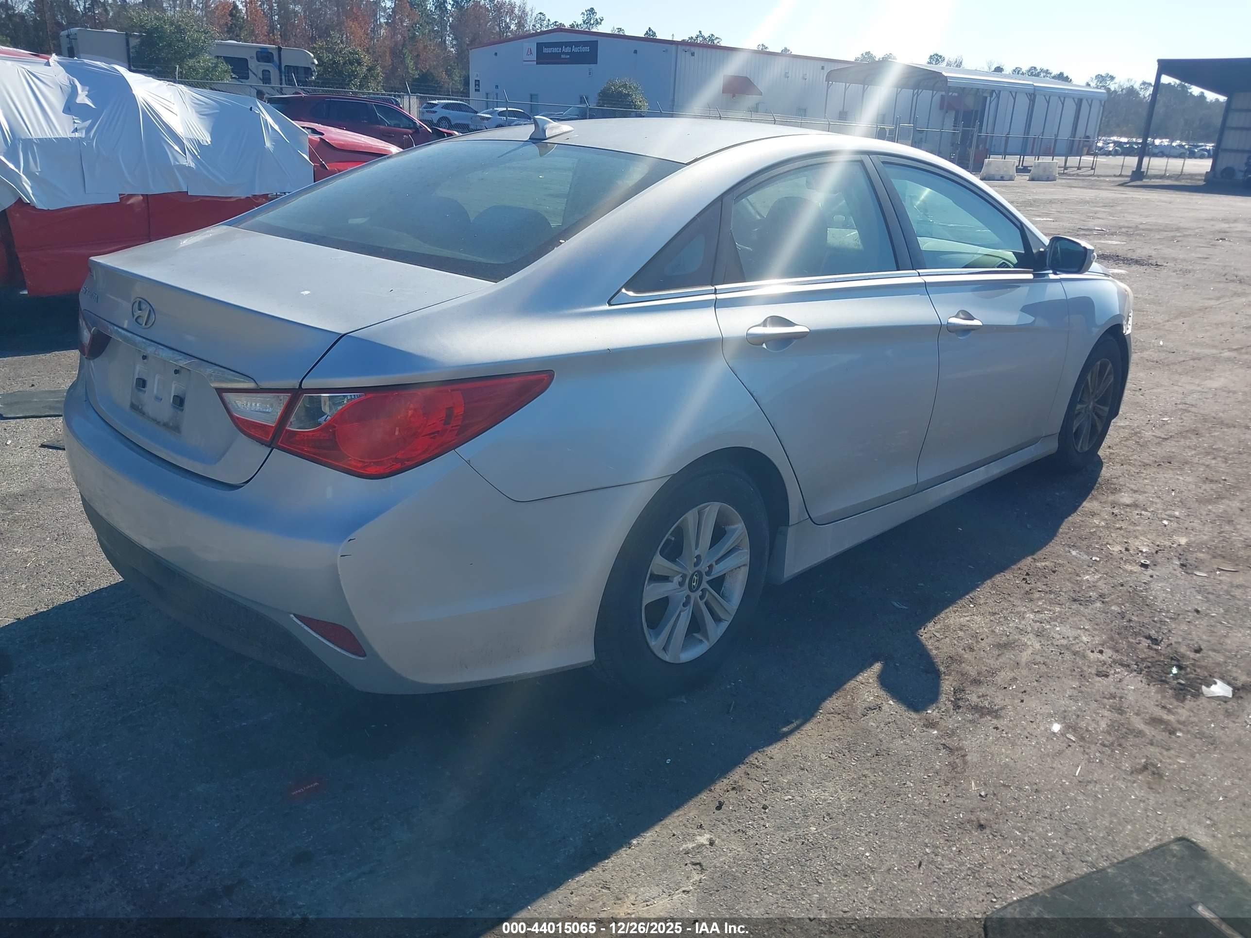 HYUNDAI SONATA image 4
