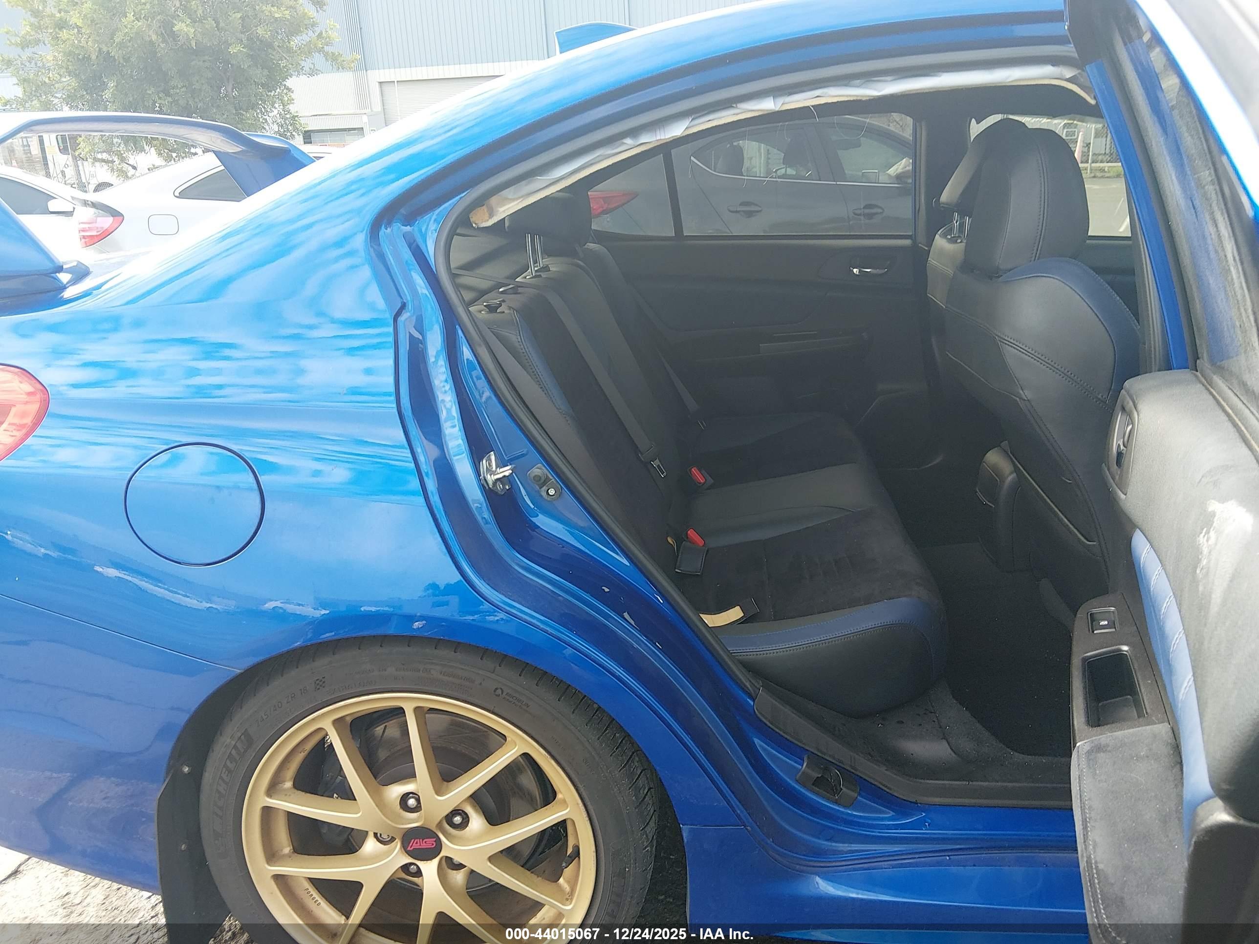 SUBARU WRX image 8