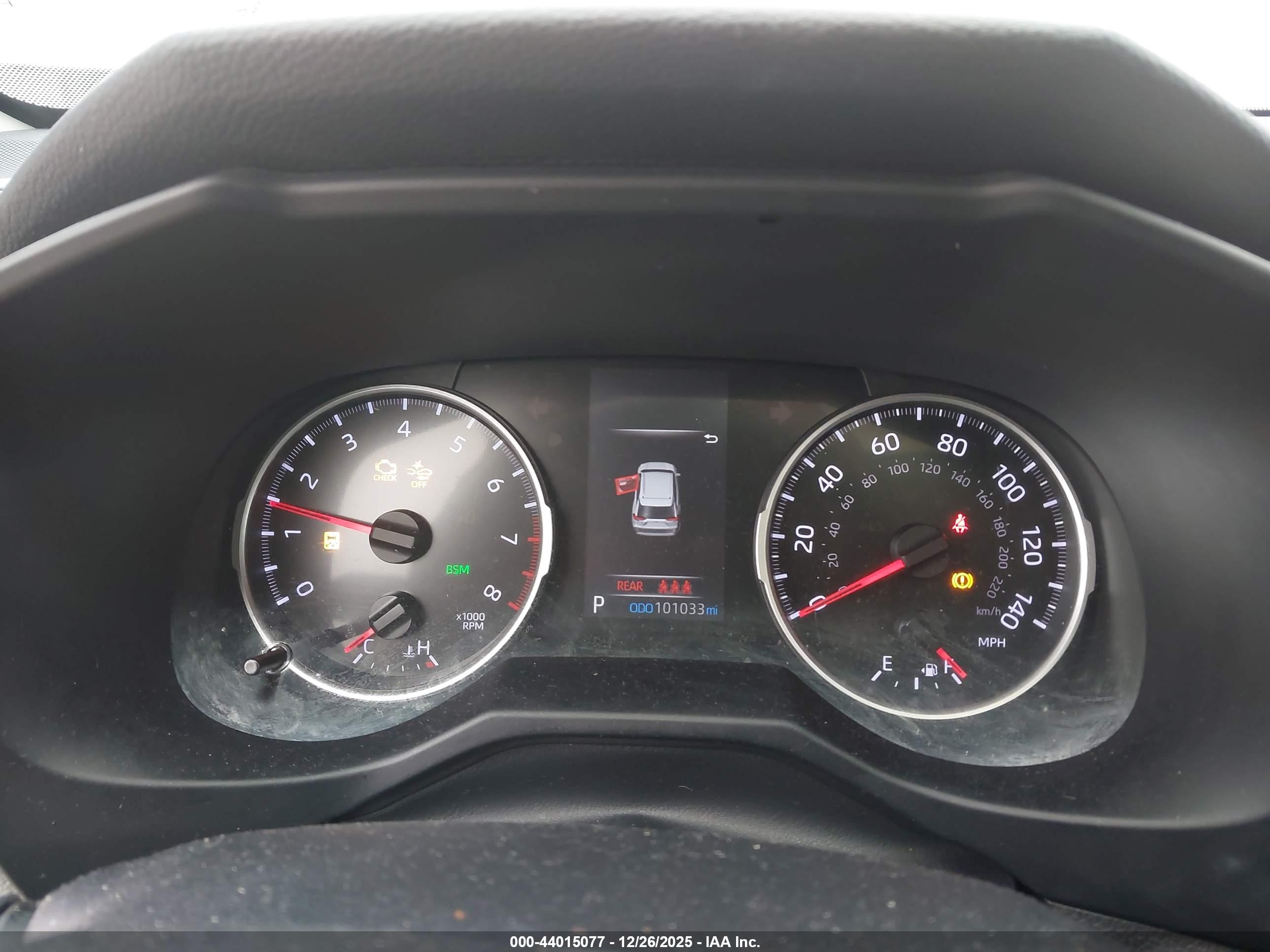 TOYOTA RAV4 image 7