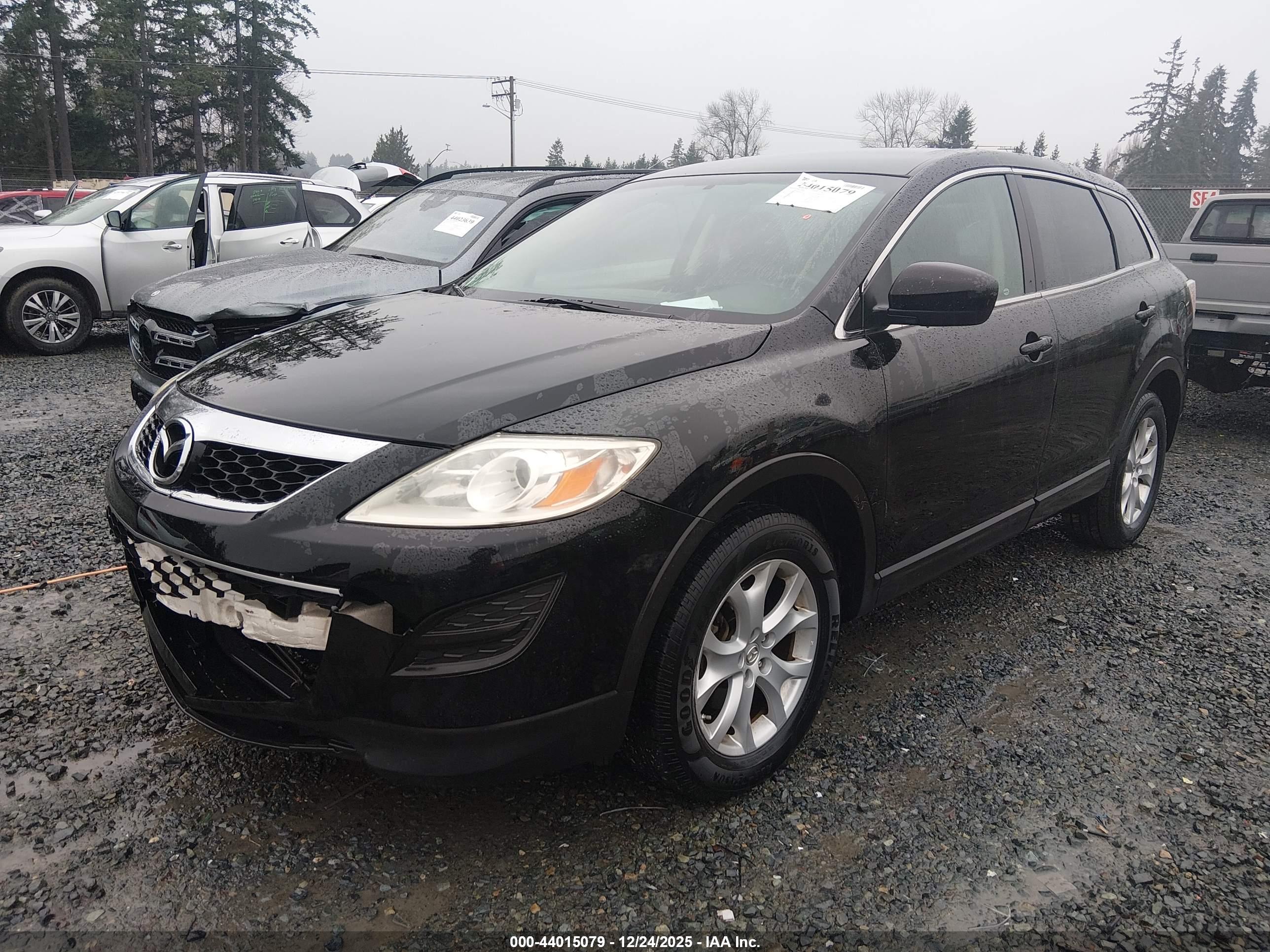 MAZDA CX-9 image 2
