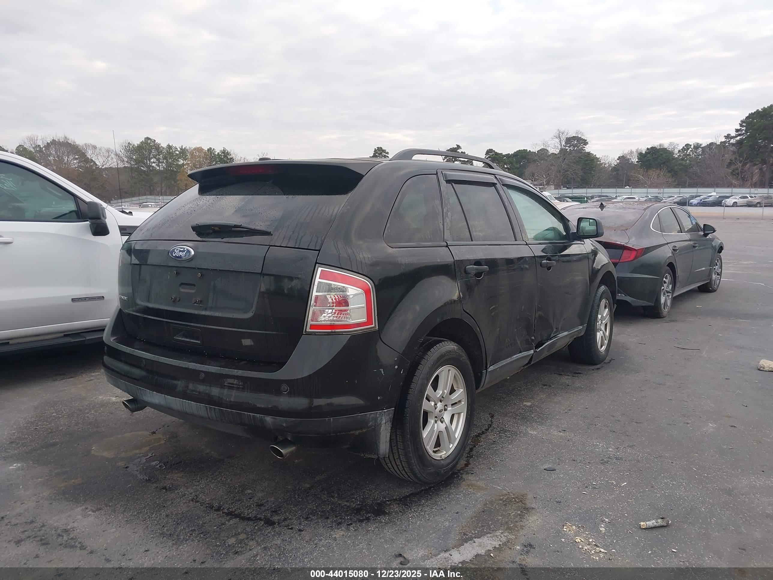FORD EDGE image 4