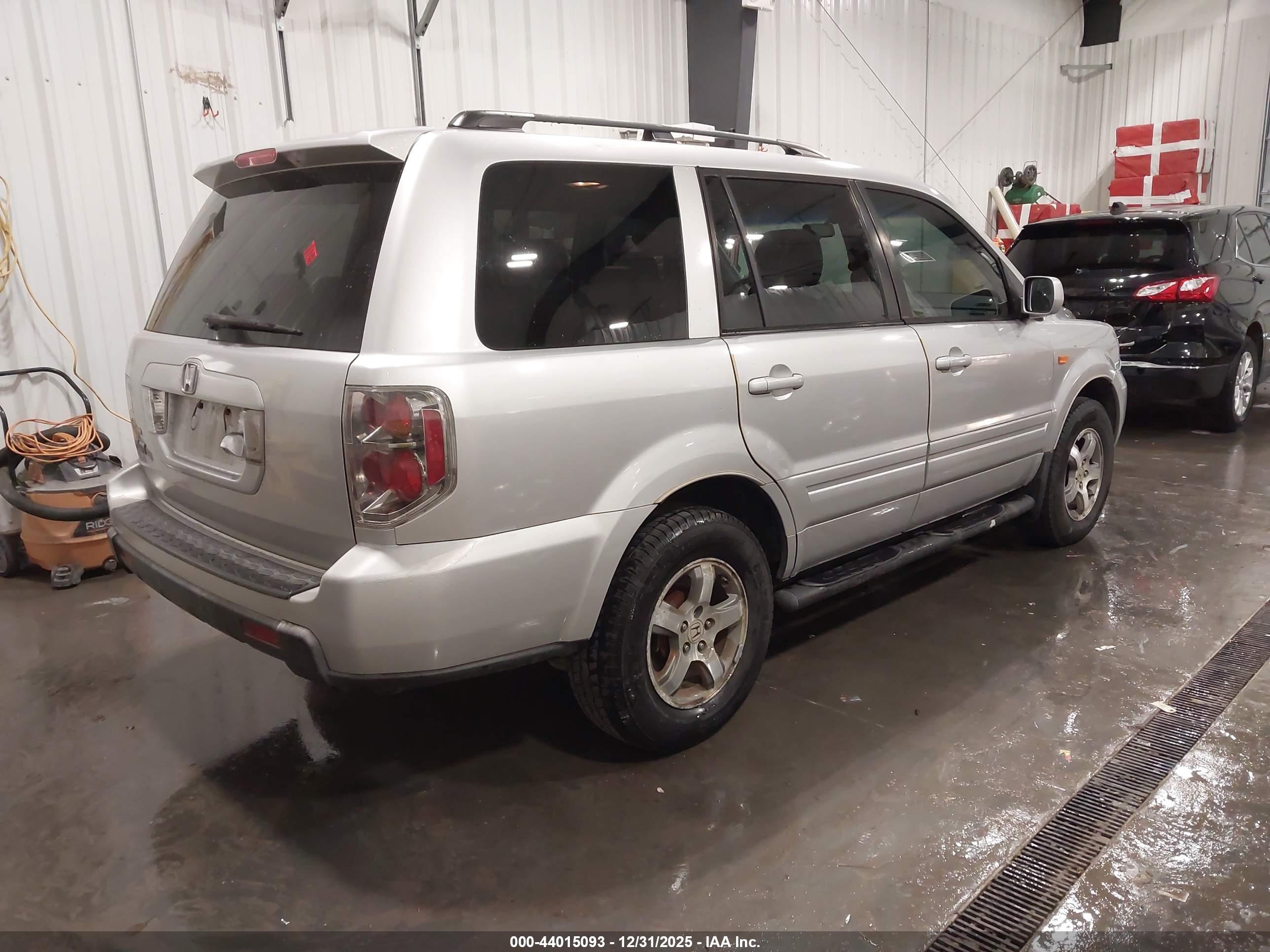 HONDA PILOT image 4