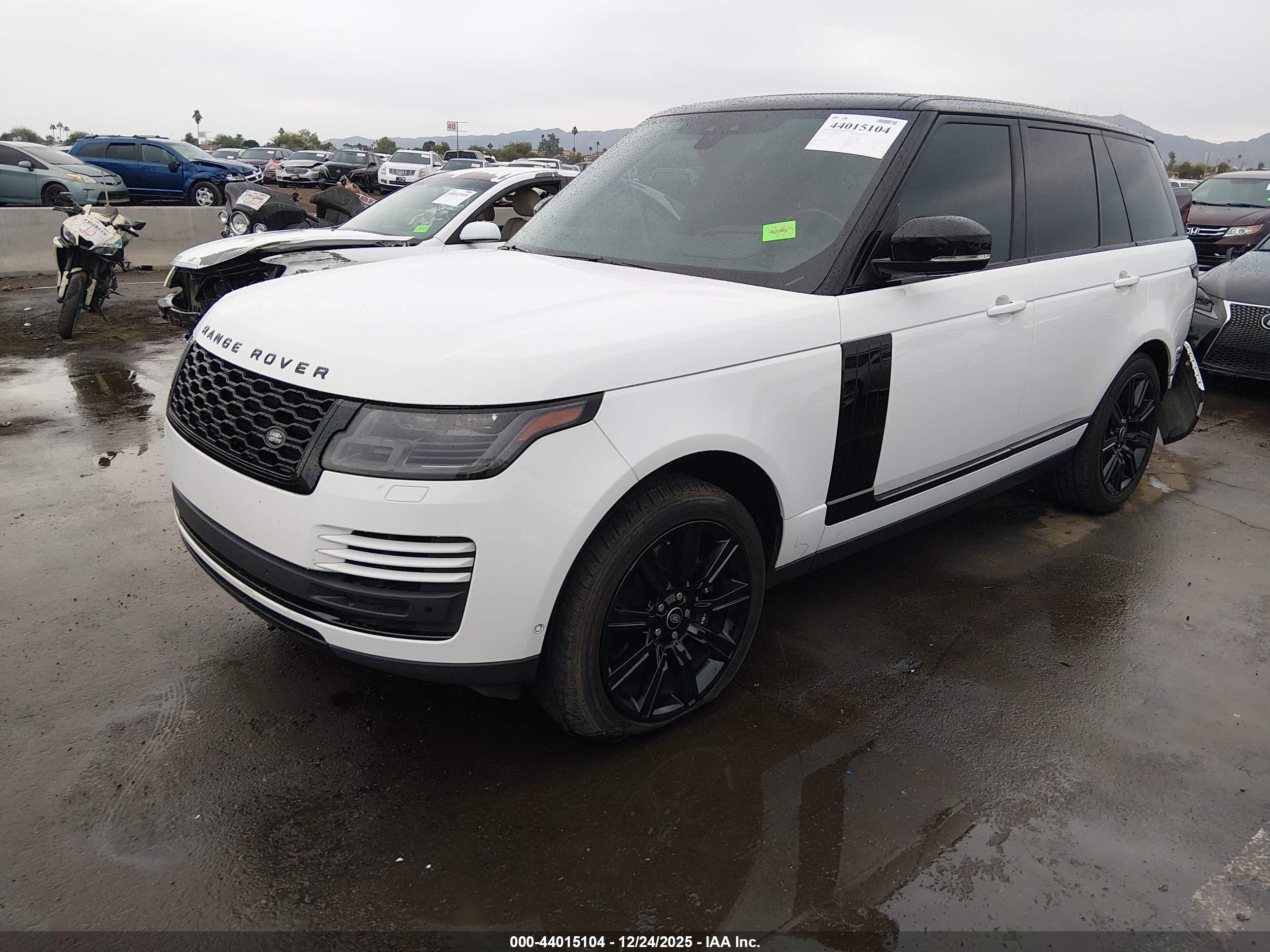 LAND ROVER image 2