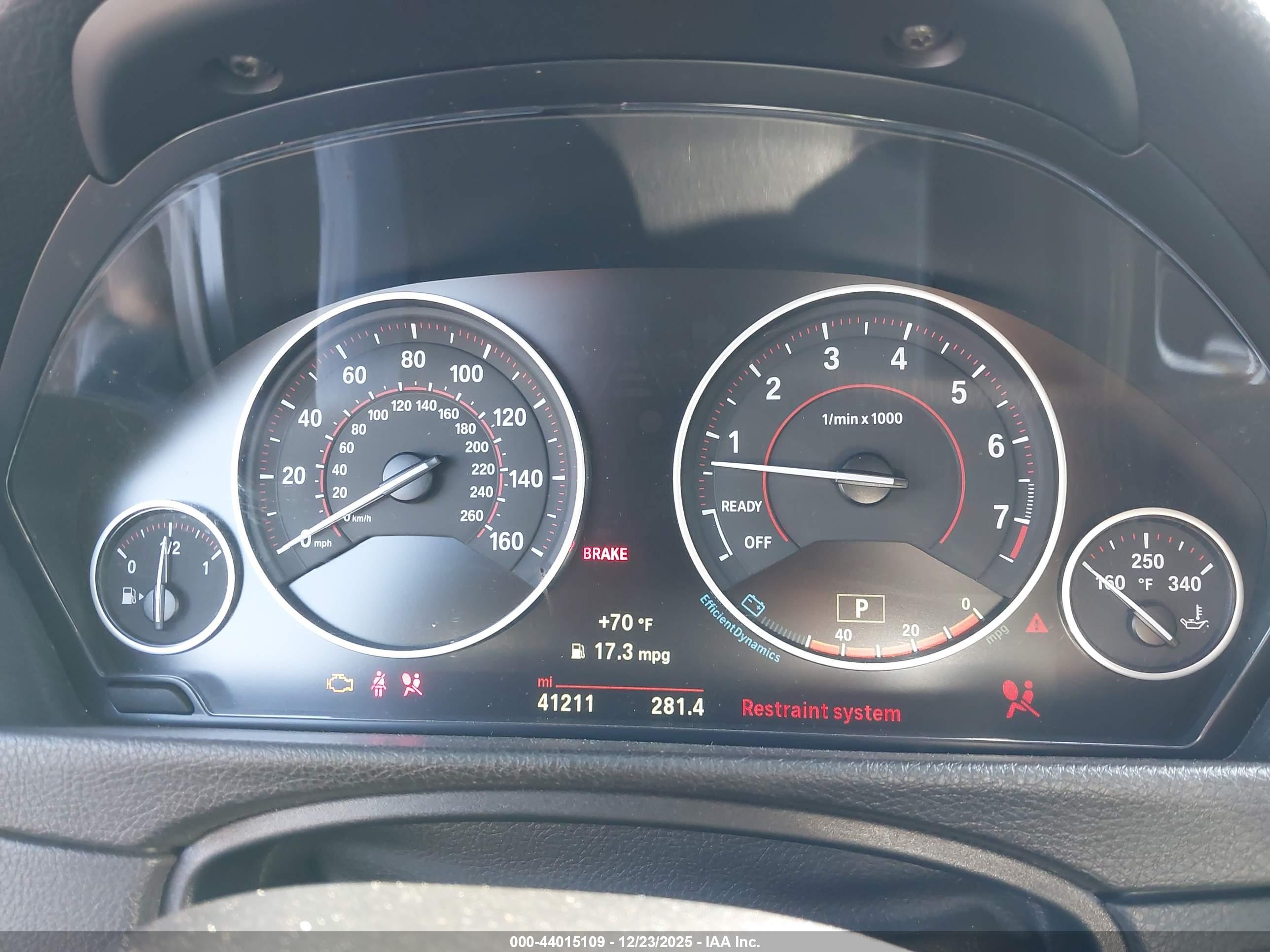 BMW 440I image 7