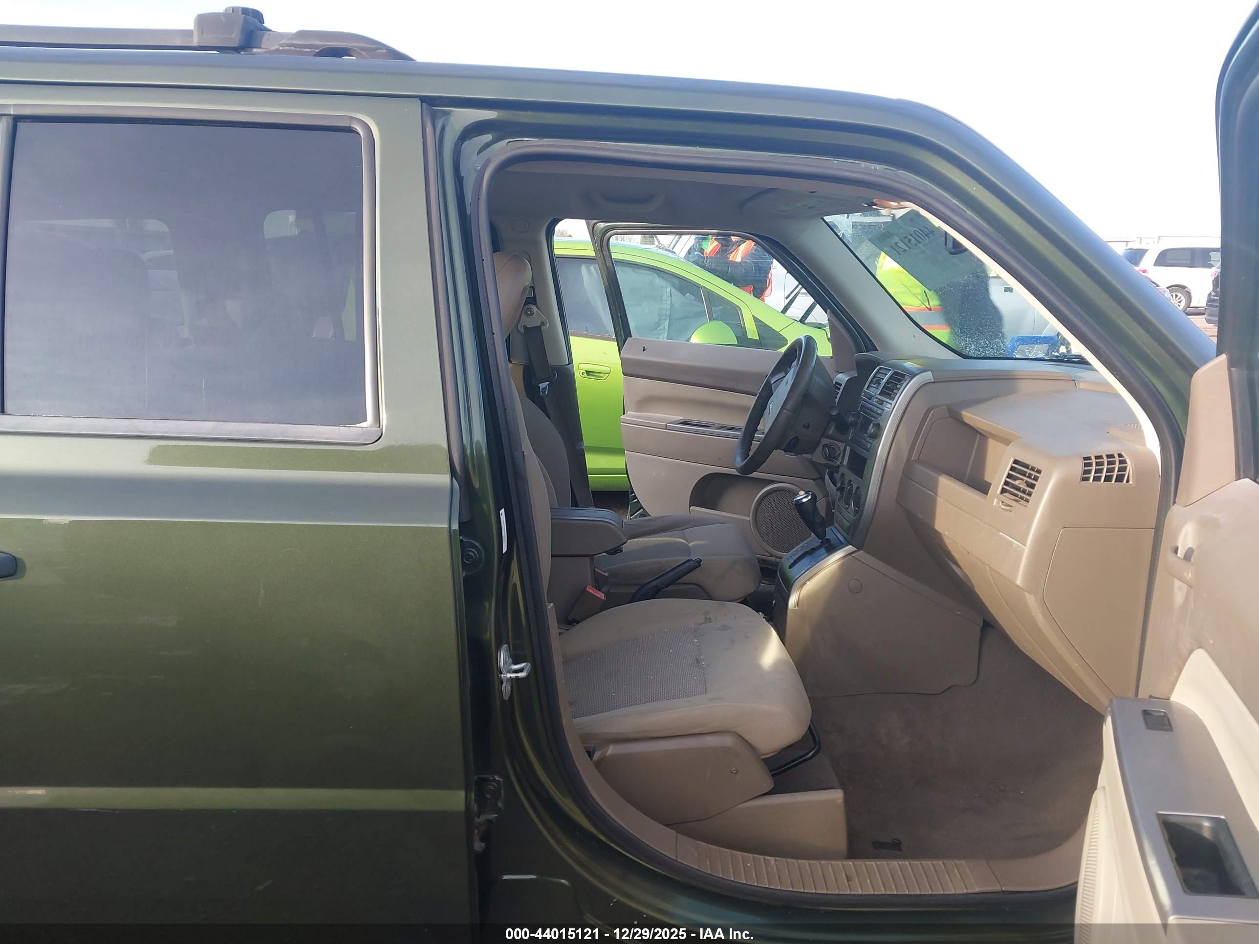 JEEP PATRIOT image 5