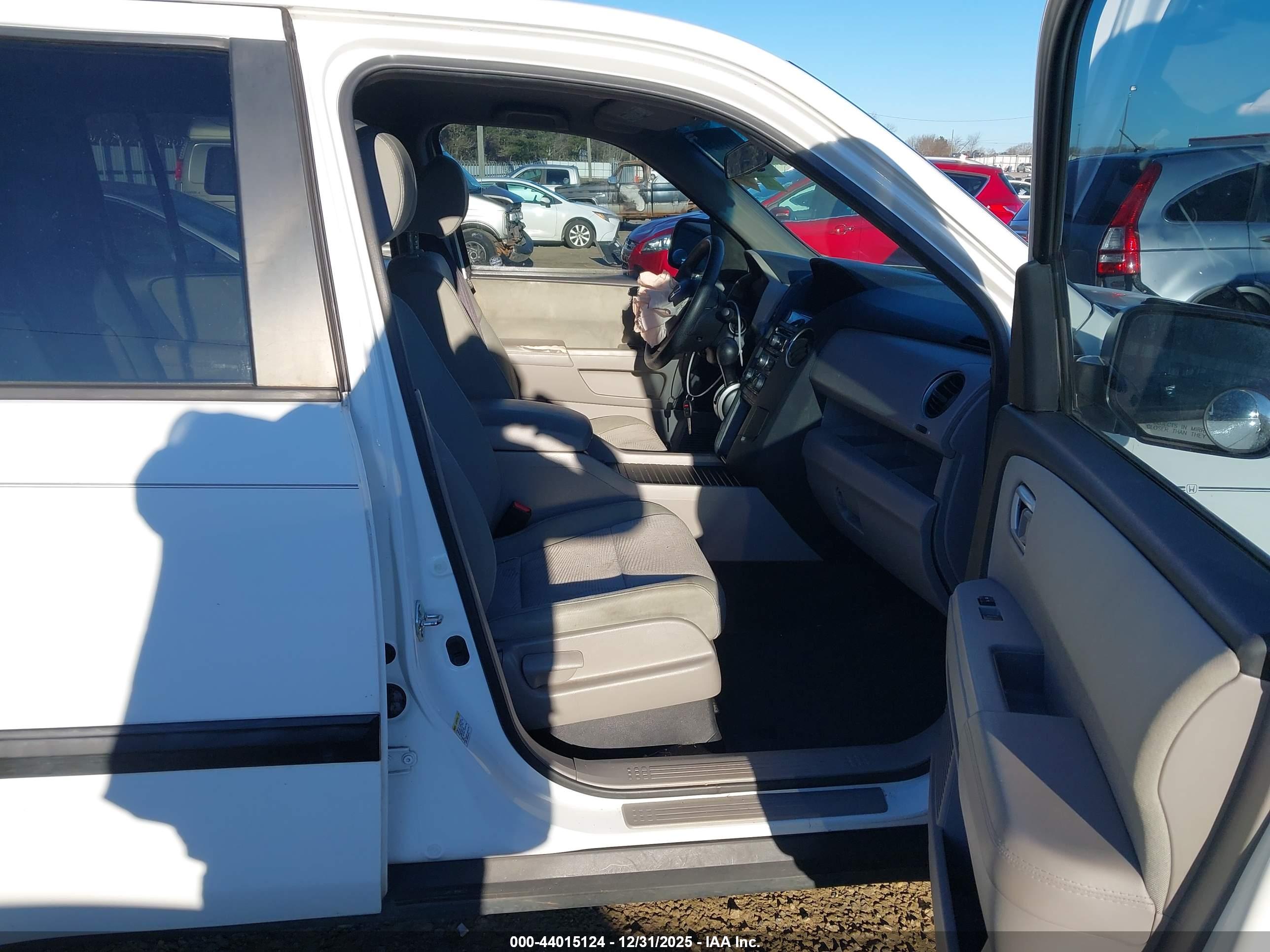 HONDA PILOT image 5