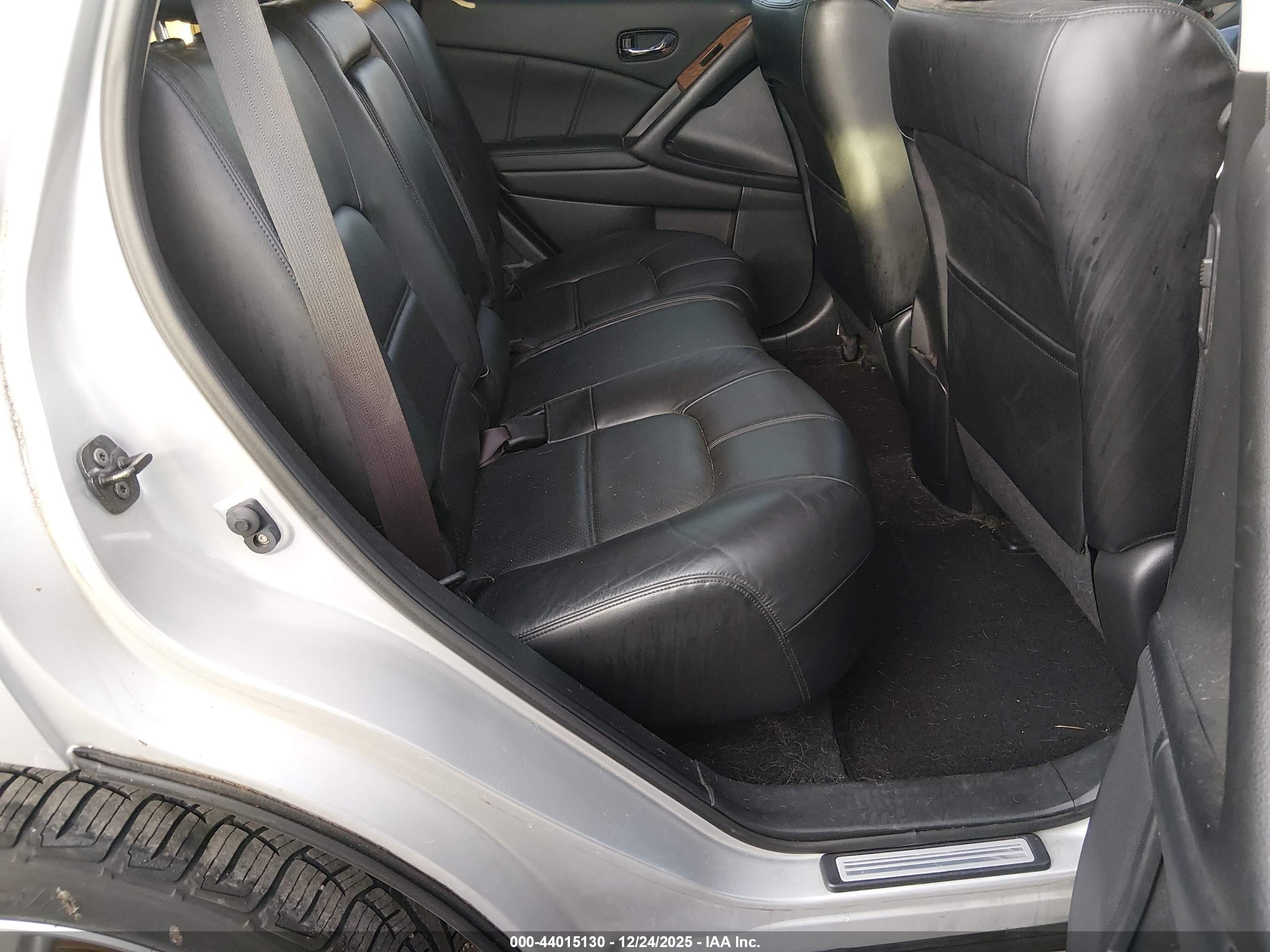 NISSAN MURANO image 8