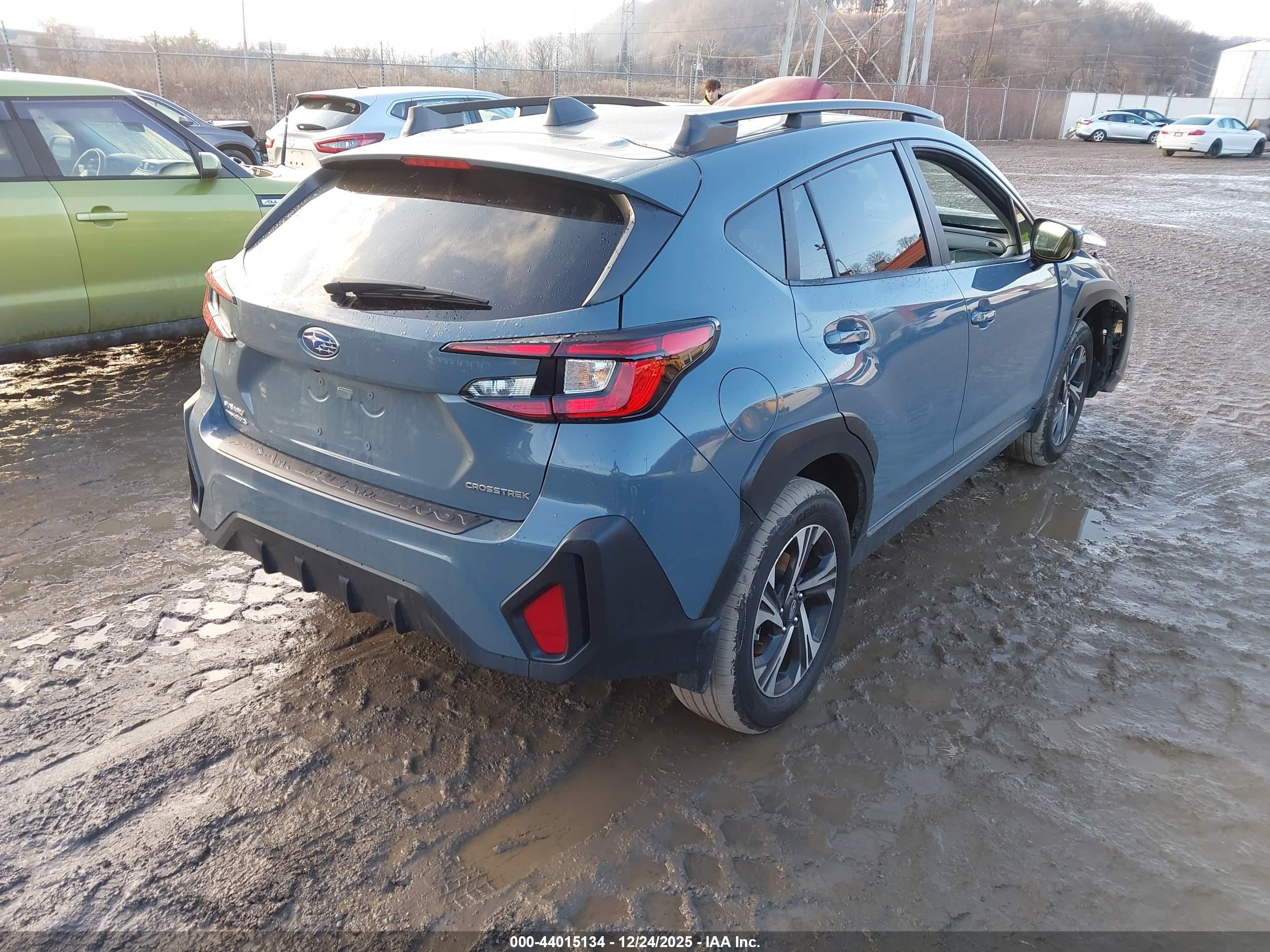 SUBARU CROSSTREK image 4
