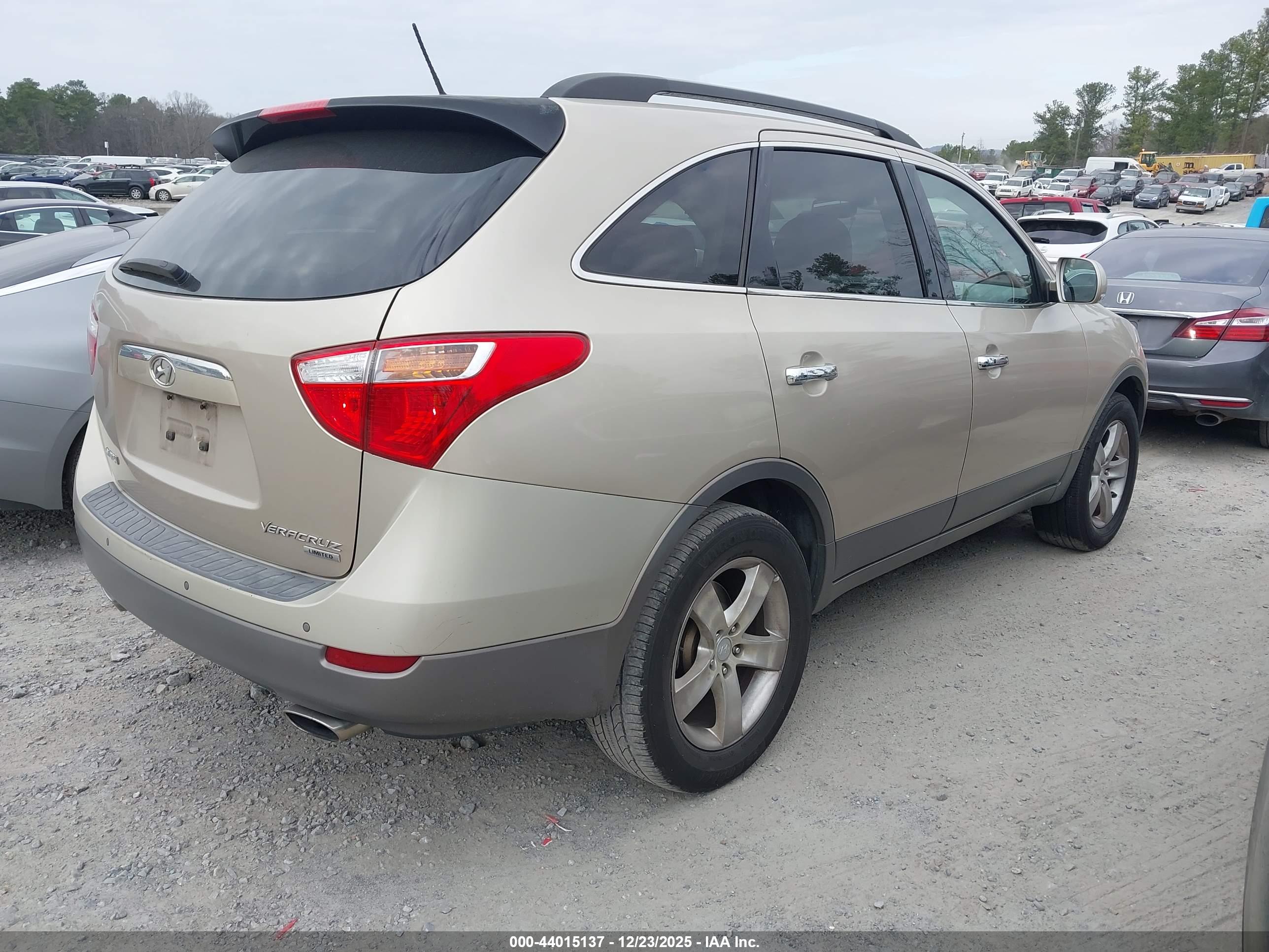 HYUNDAI VERACRUZ image 4