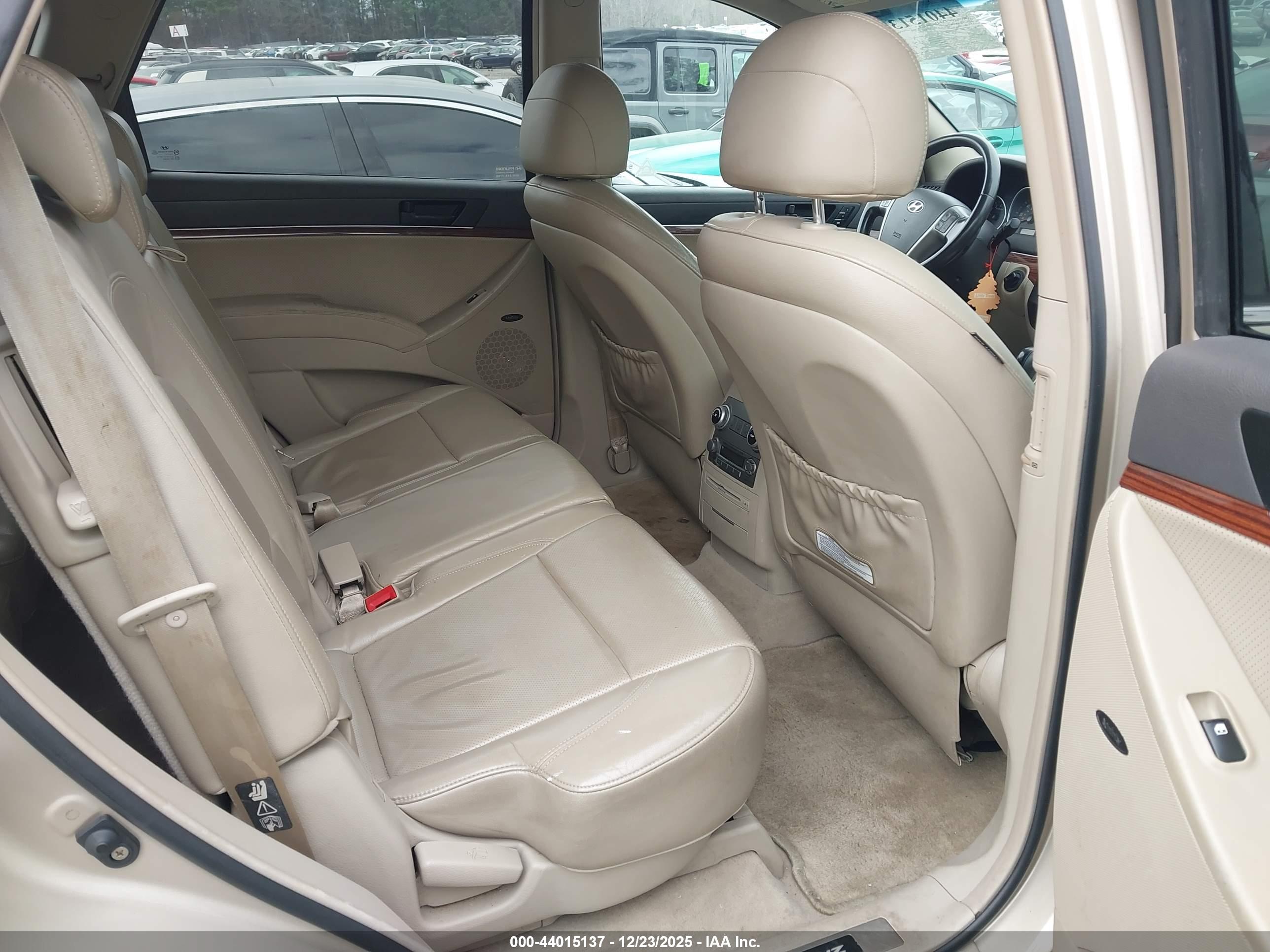 HYUNDAI VERACRUZ image 8