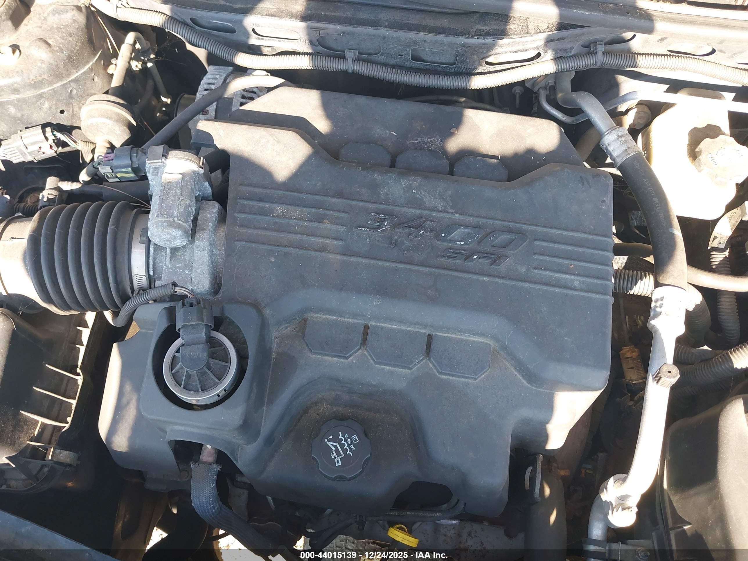 CHEVROLET EQUINOX image 10