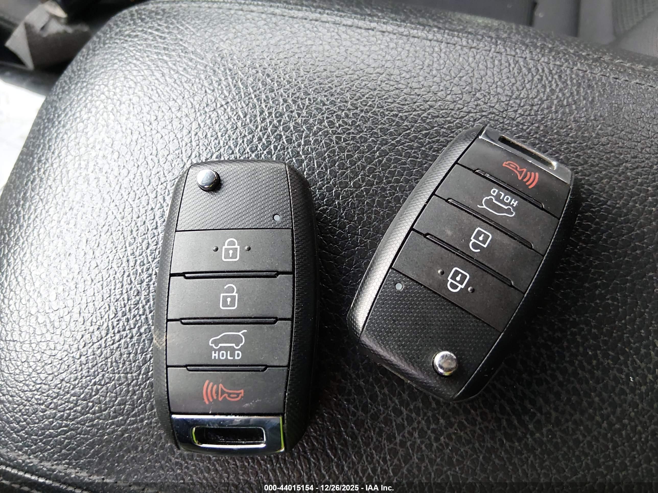 KIA SORENTO image 11