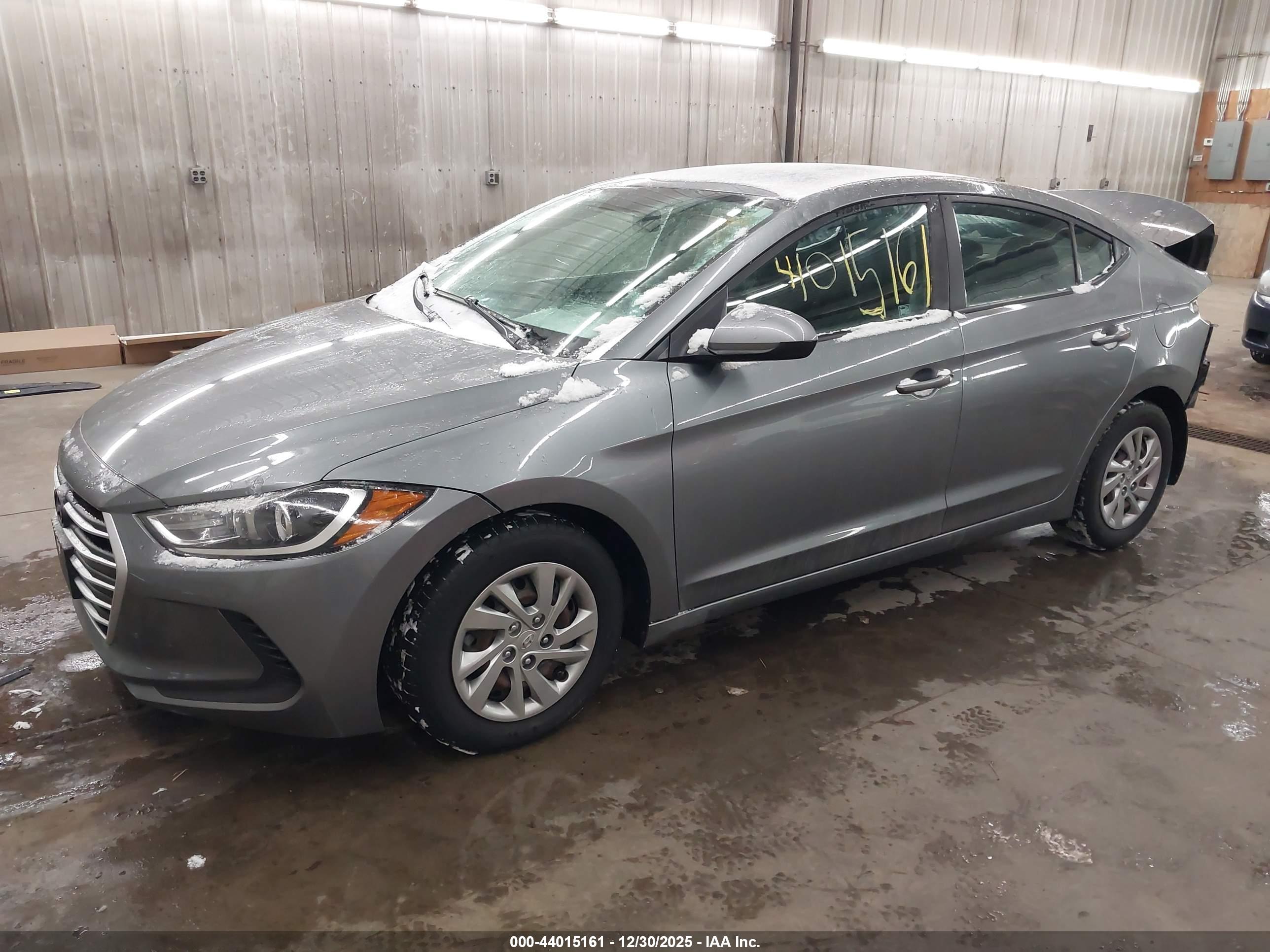 HYUNDAI ELANTRA image 2