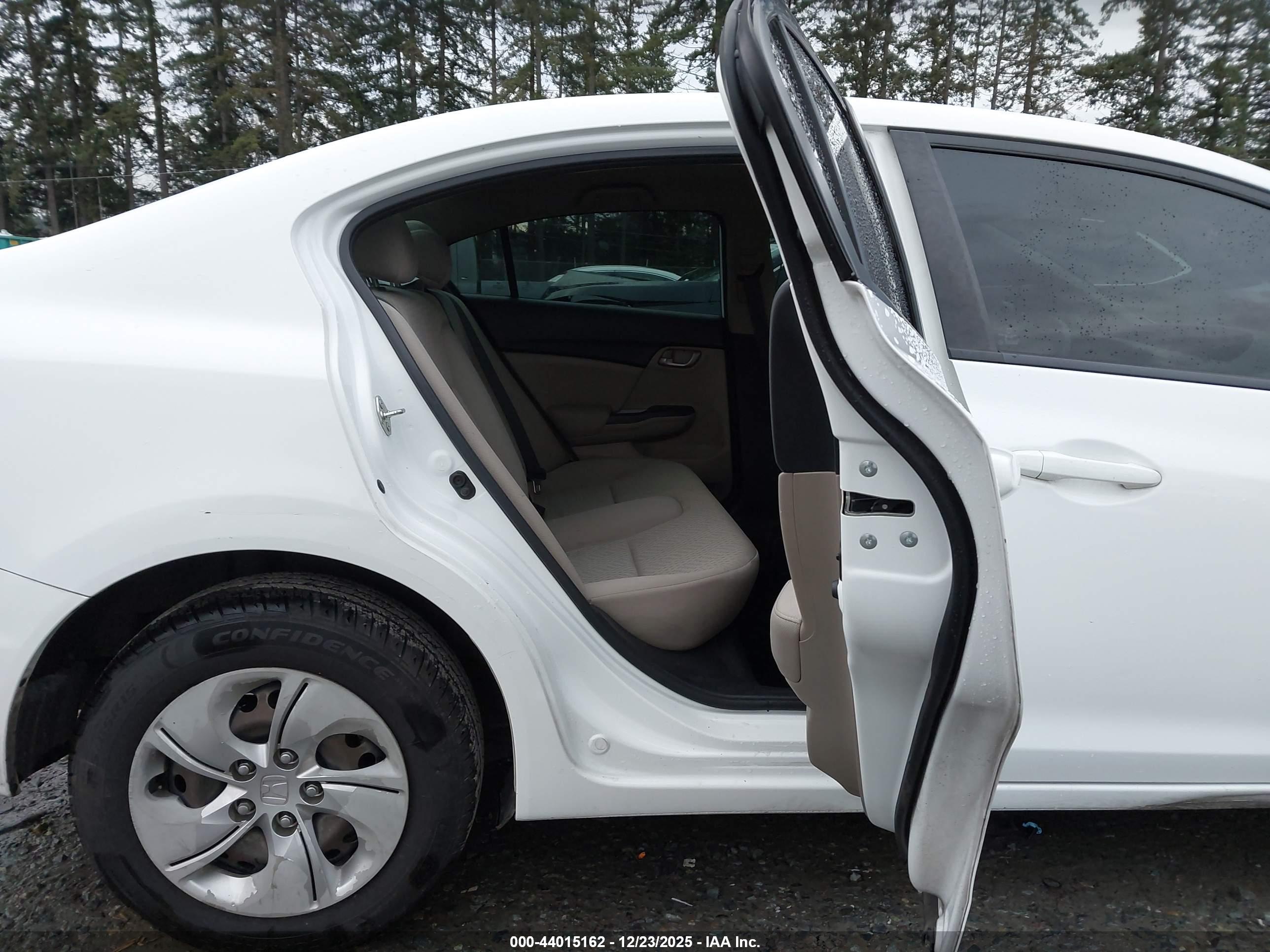 HONDA CIVIC image 8