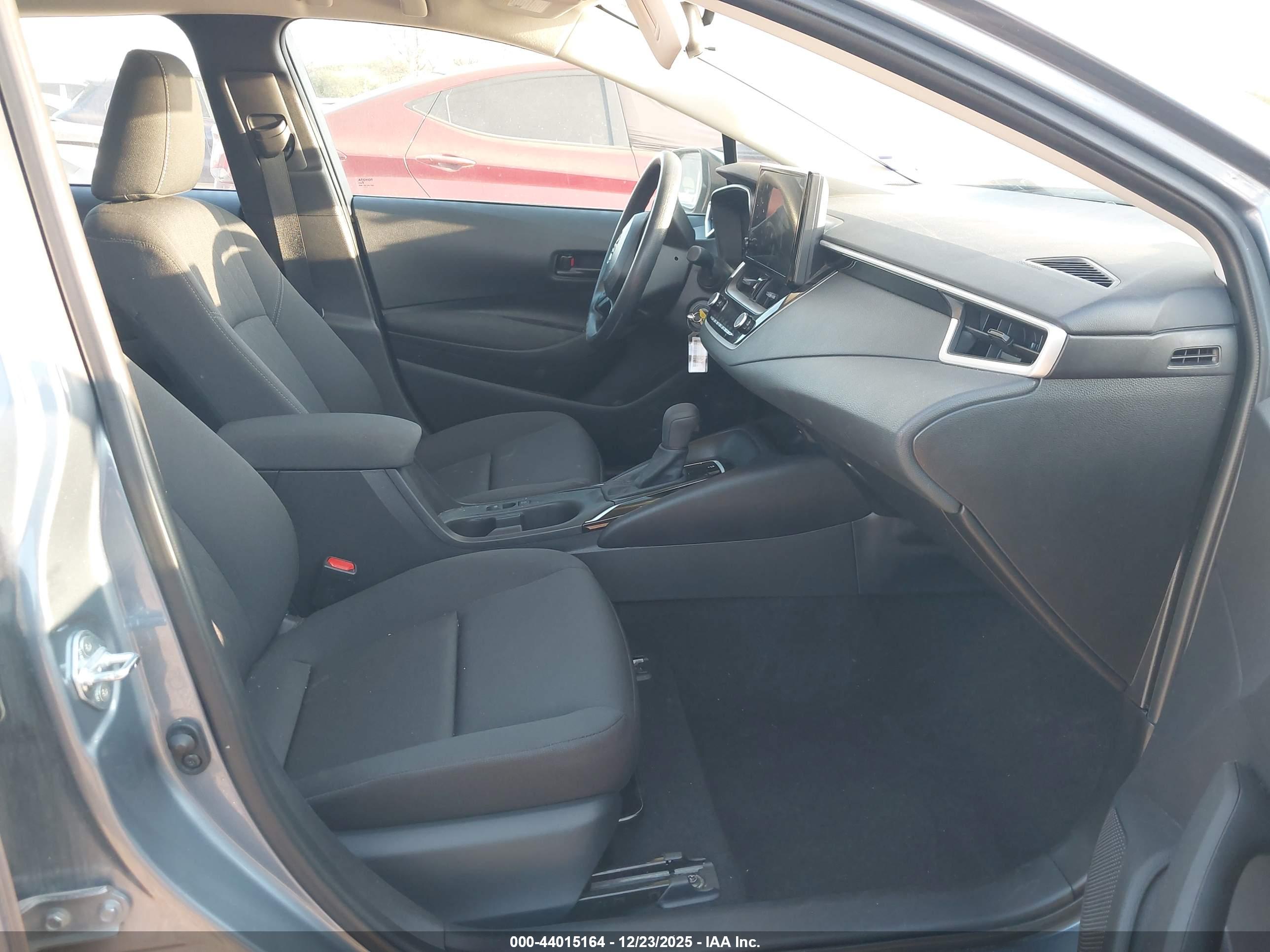 TOYOTA COROLLA image 5