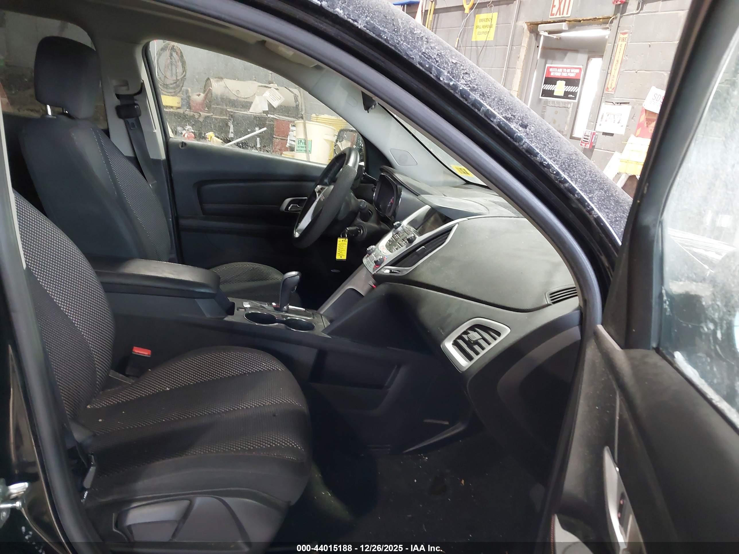 GMC TERRAIN image 5