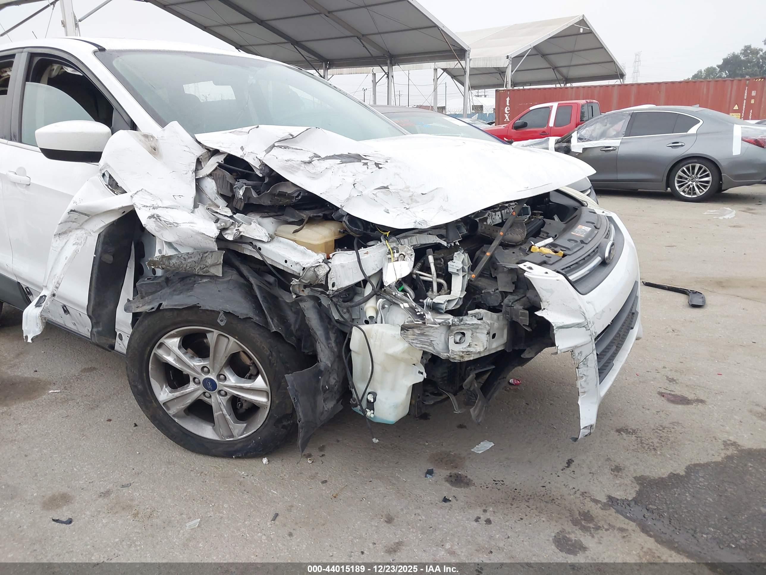 FORD ESCAPE image 6
