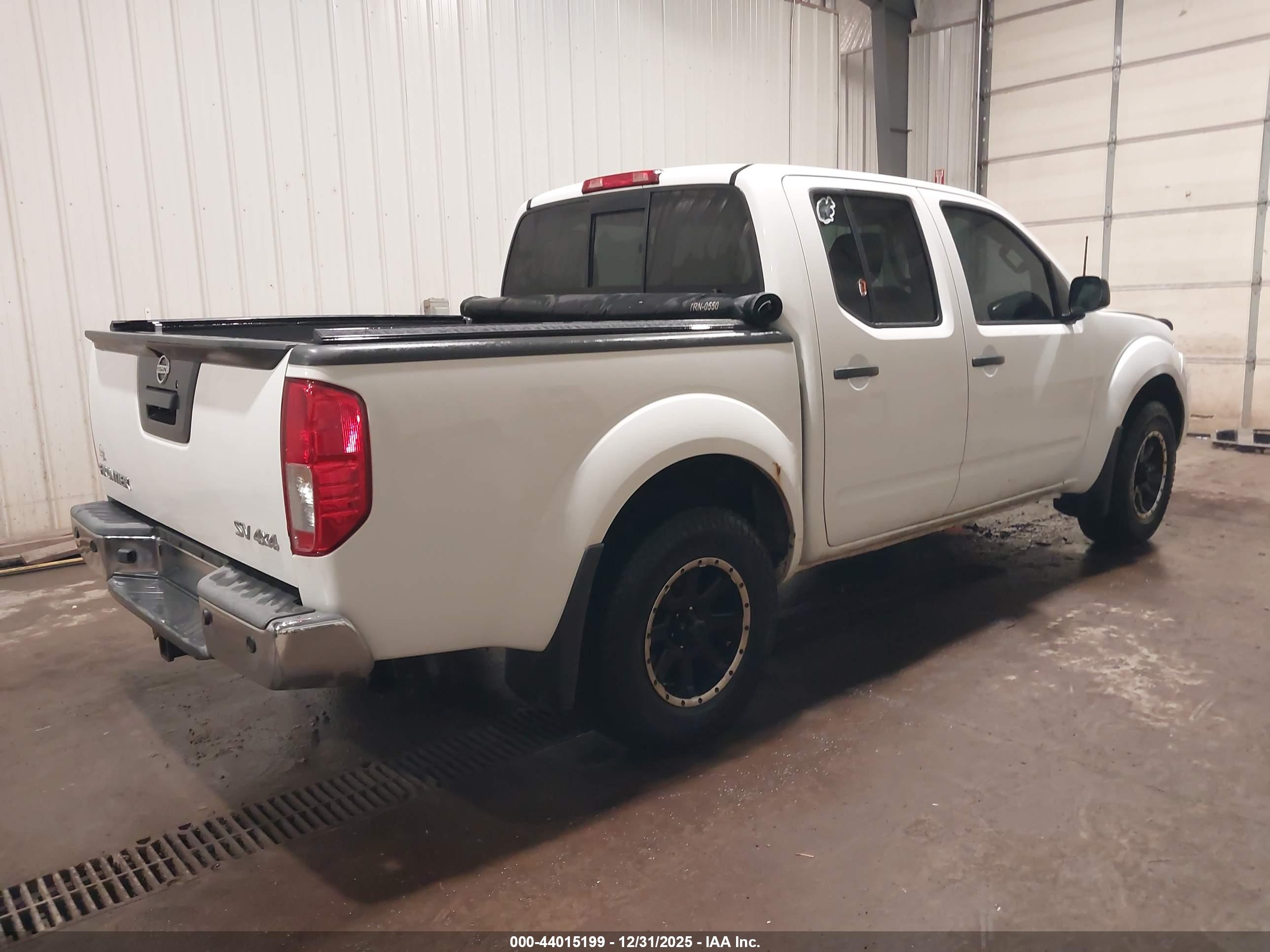NISSAN FRONTIER image 4