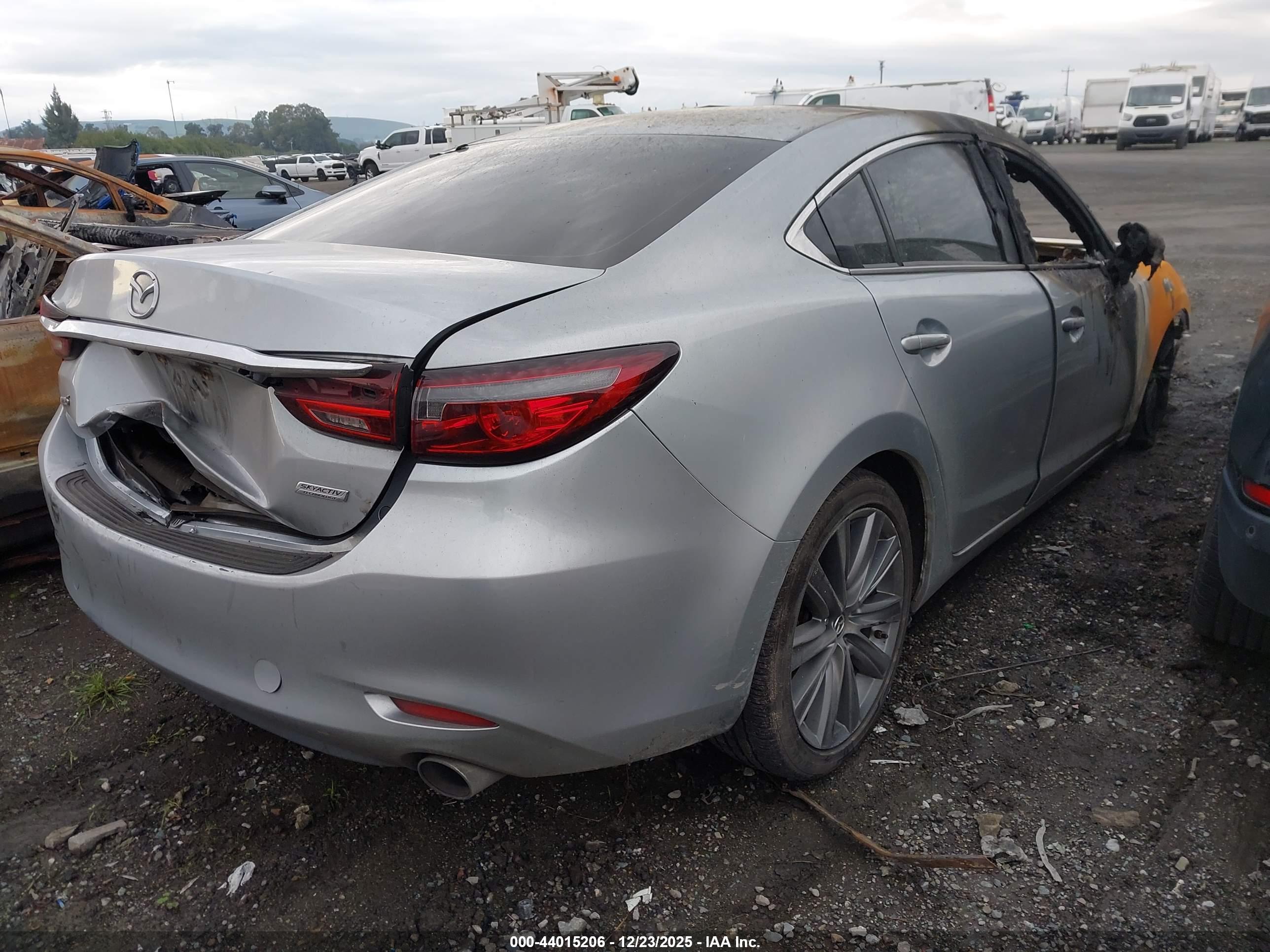 MAZDA MAZDA6 image 4