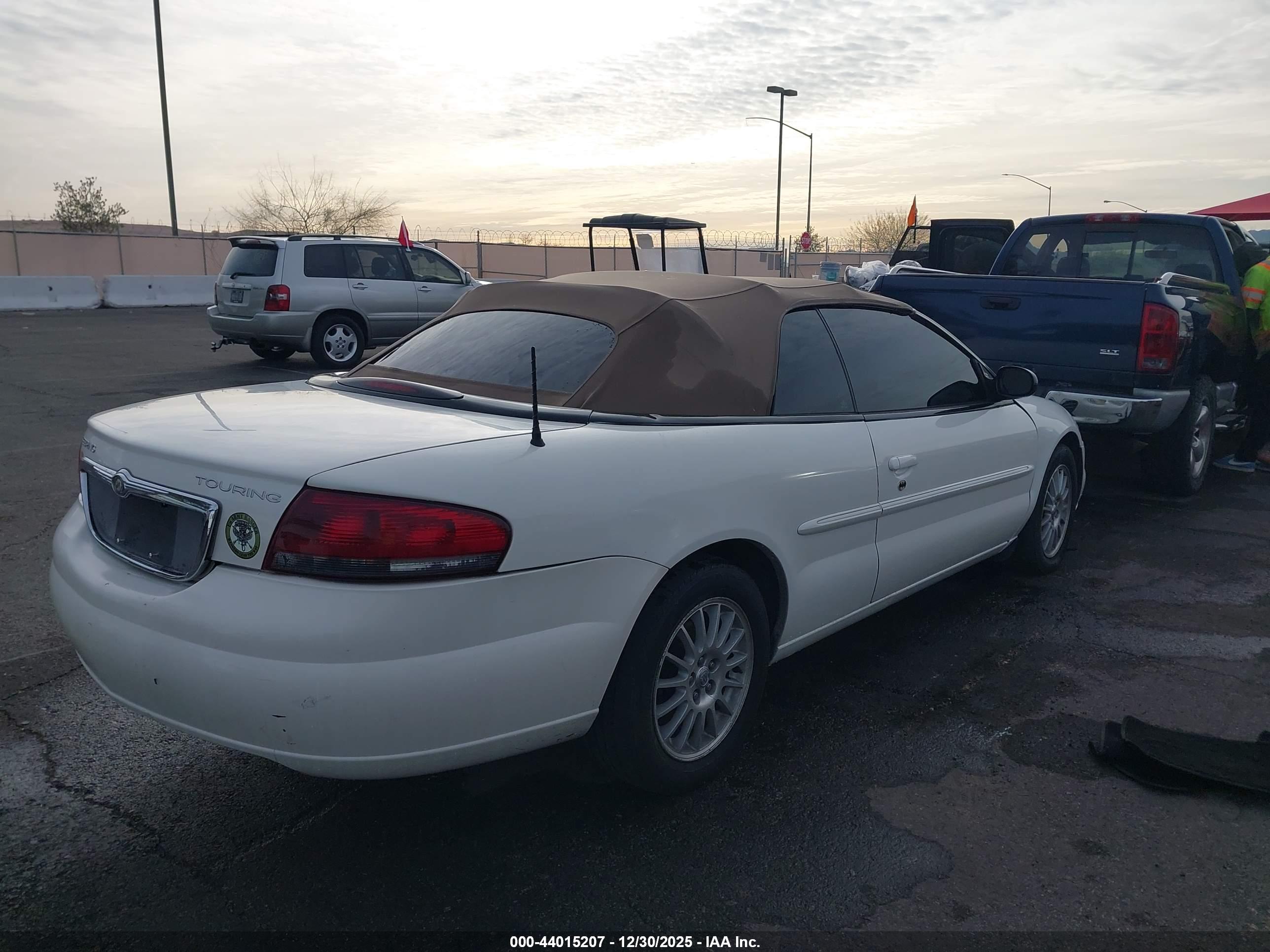 CHRYSLER SEBRING image 4