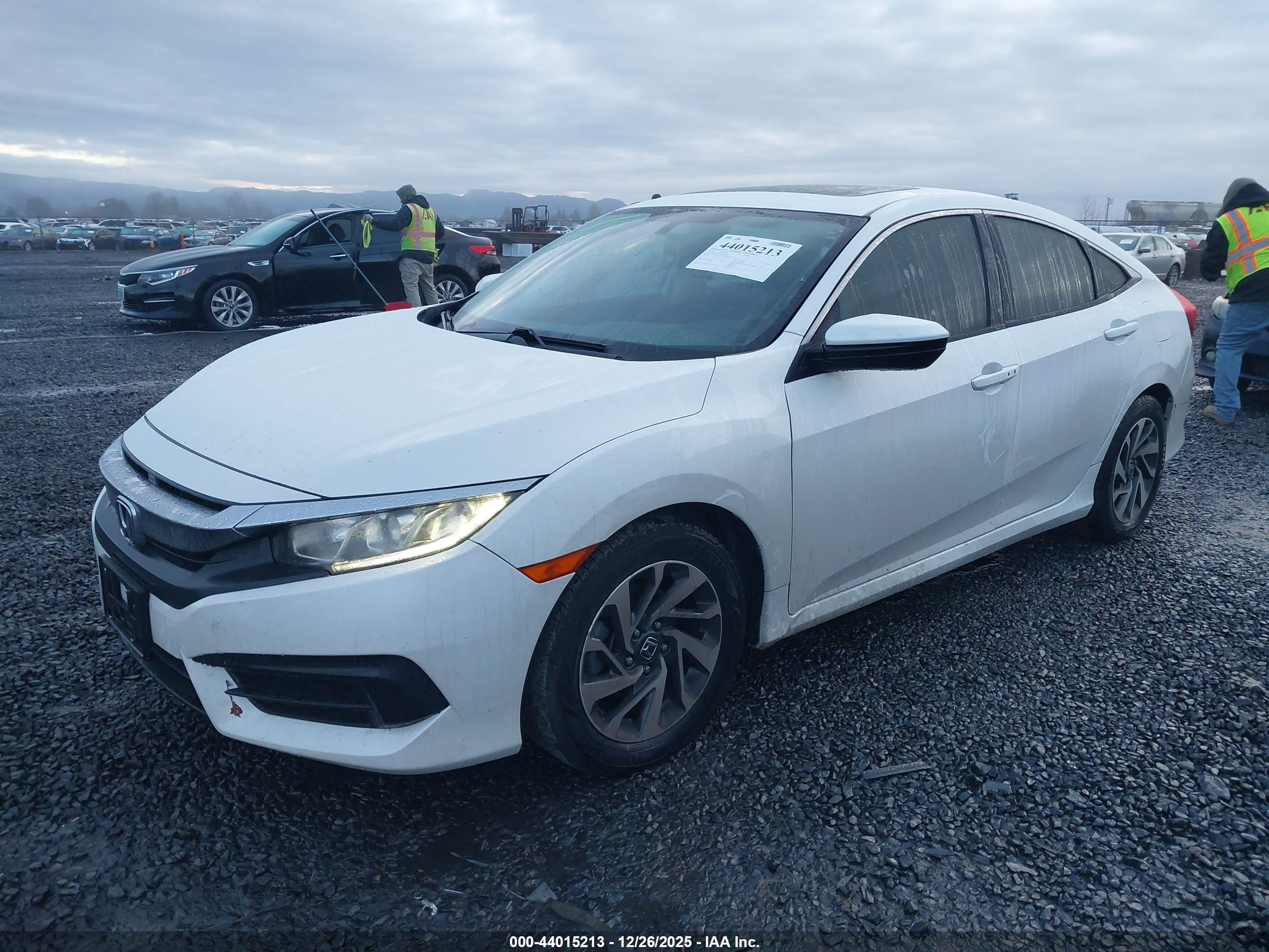 HONDA CIVIC image 2