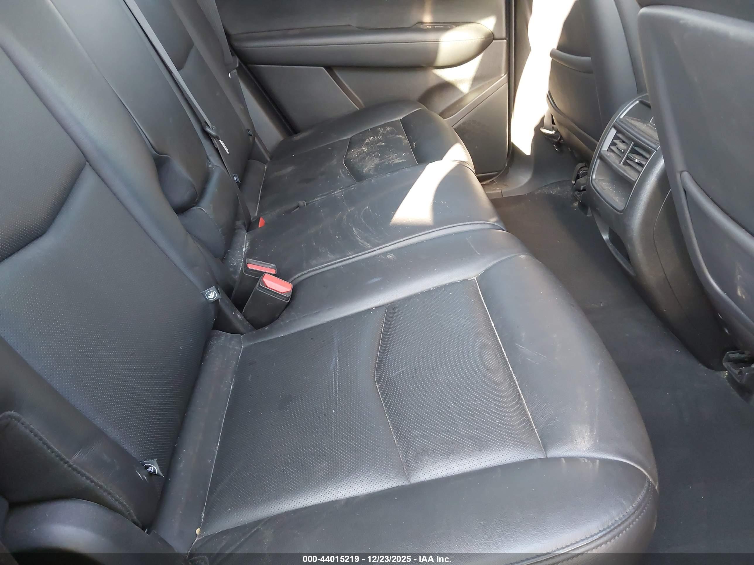 CADILLAC XT5 image 8