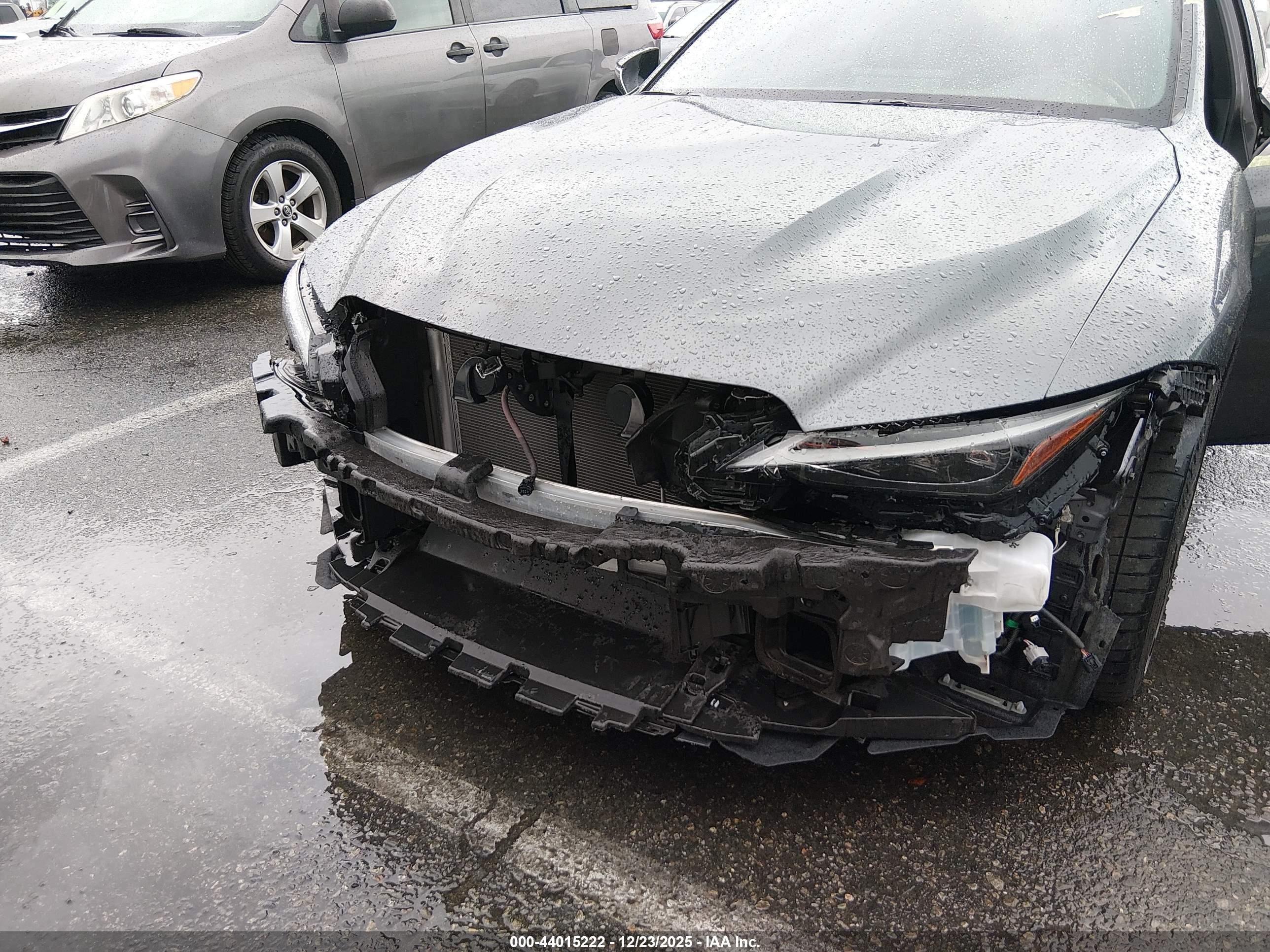 LEXUS IS image 6