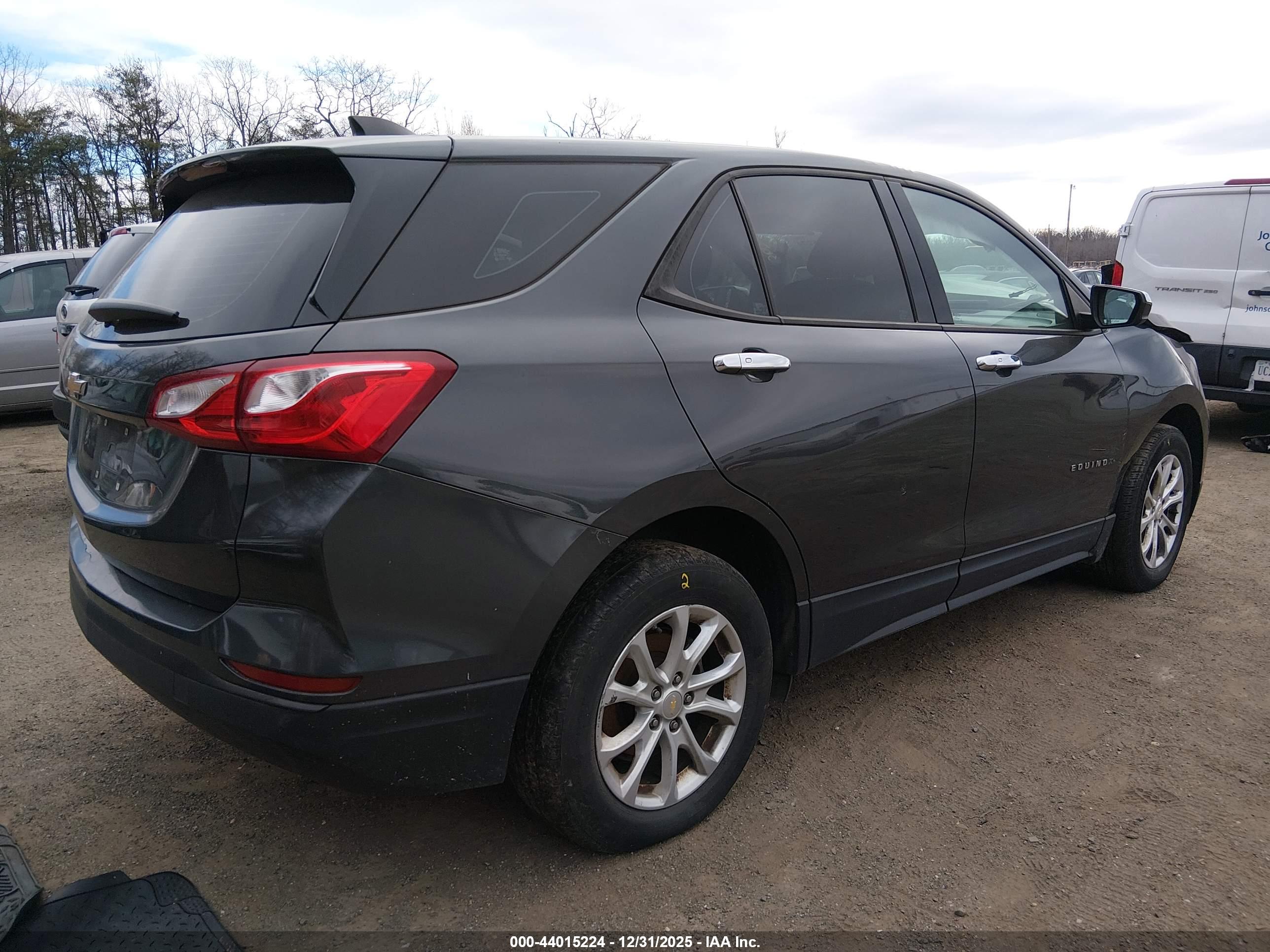 CHEVROLET EQUINOX image 4