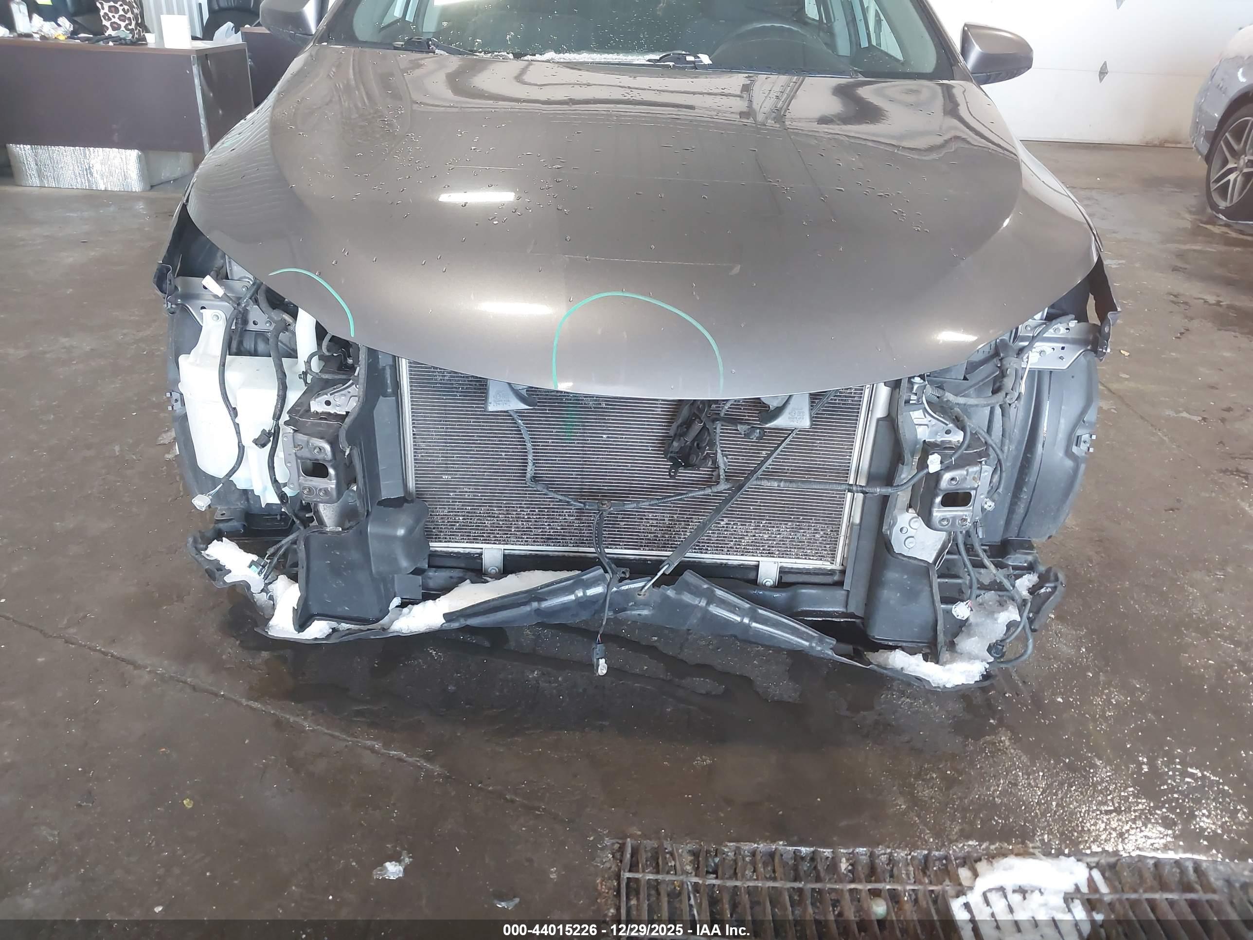 TOYOTA CAMRY image 6