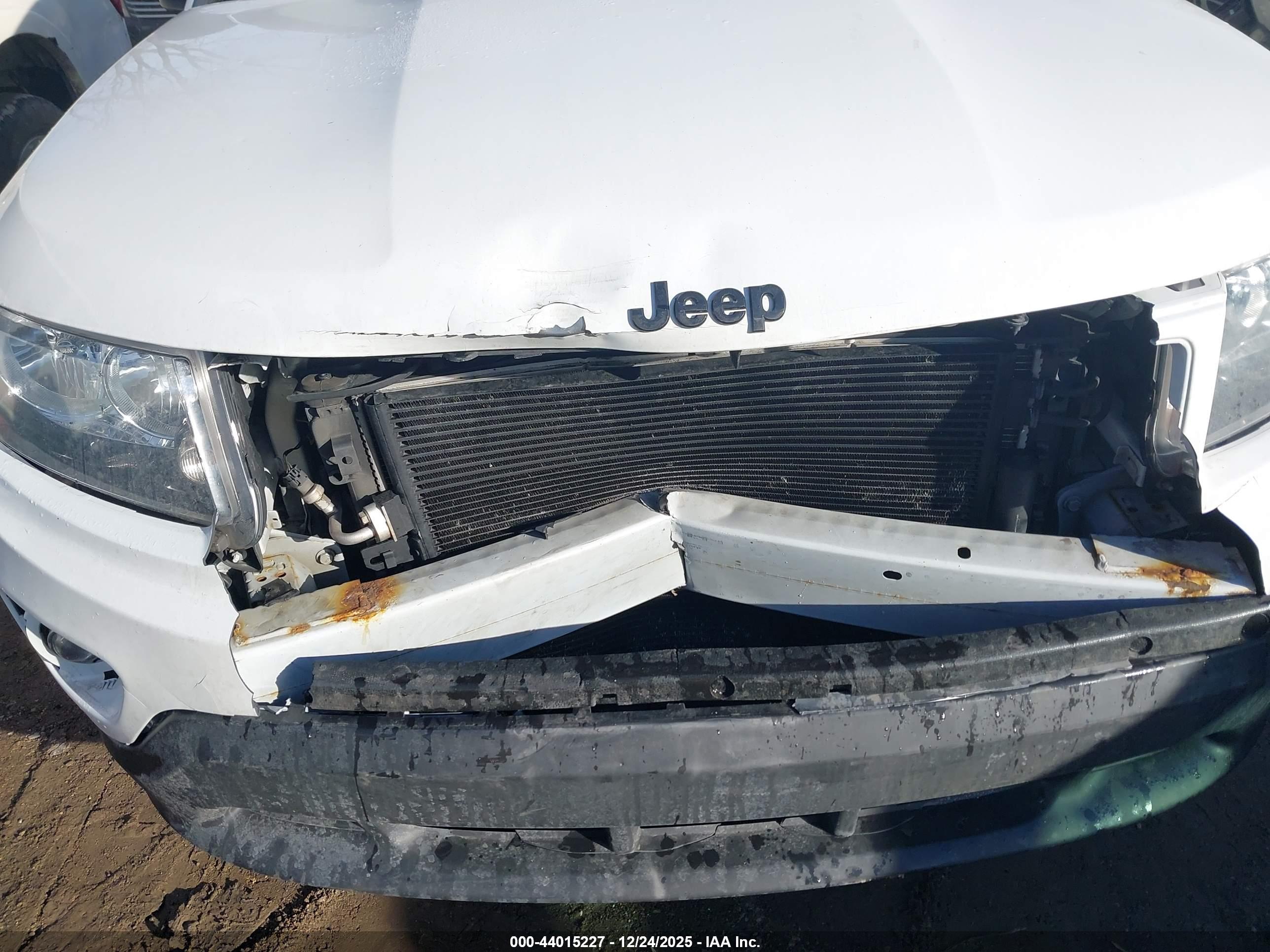 JEEP COMPASS image 6