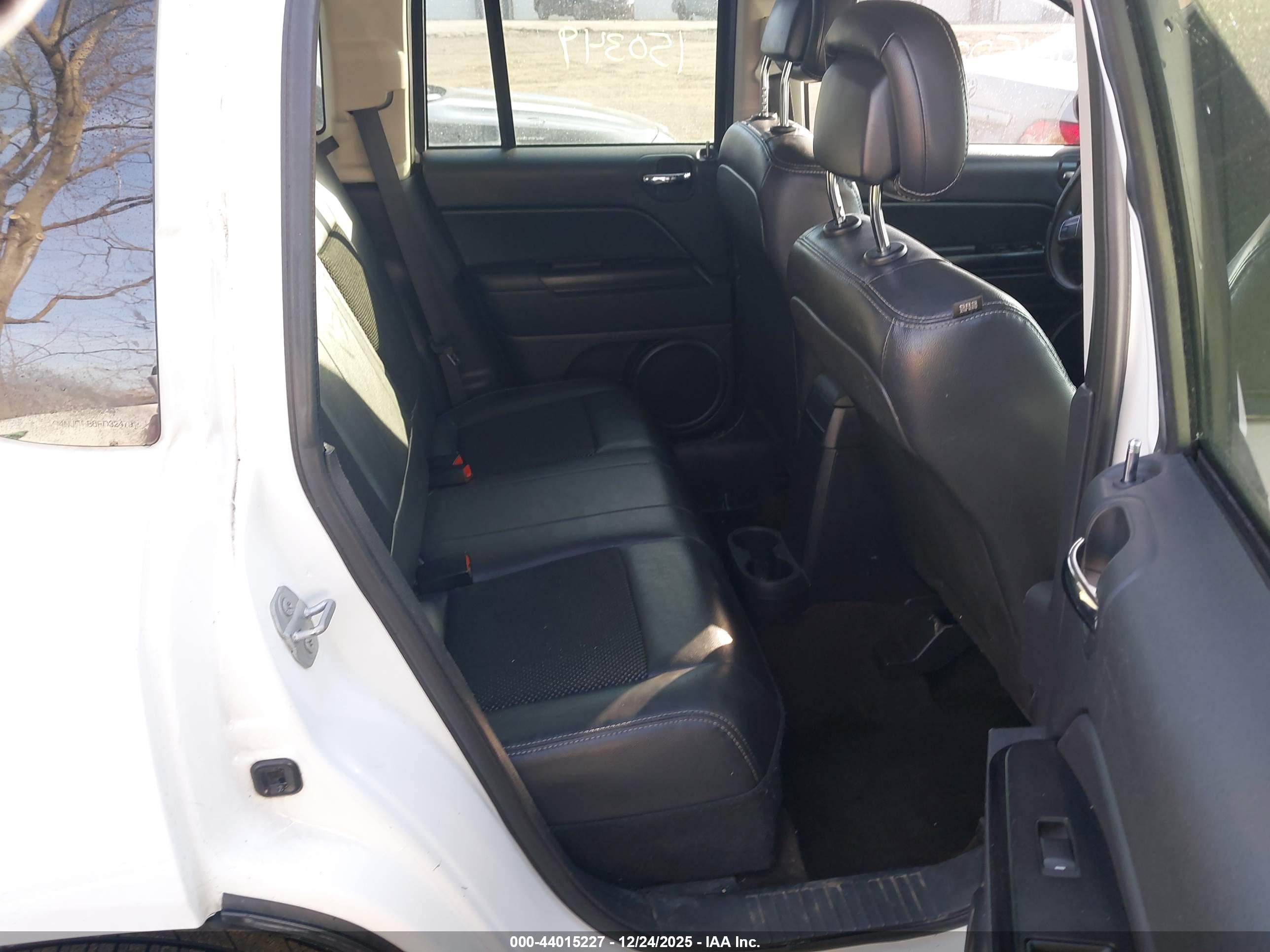 JEEP COMPASS image 8