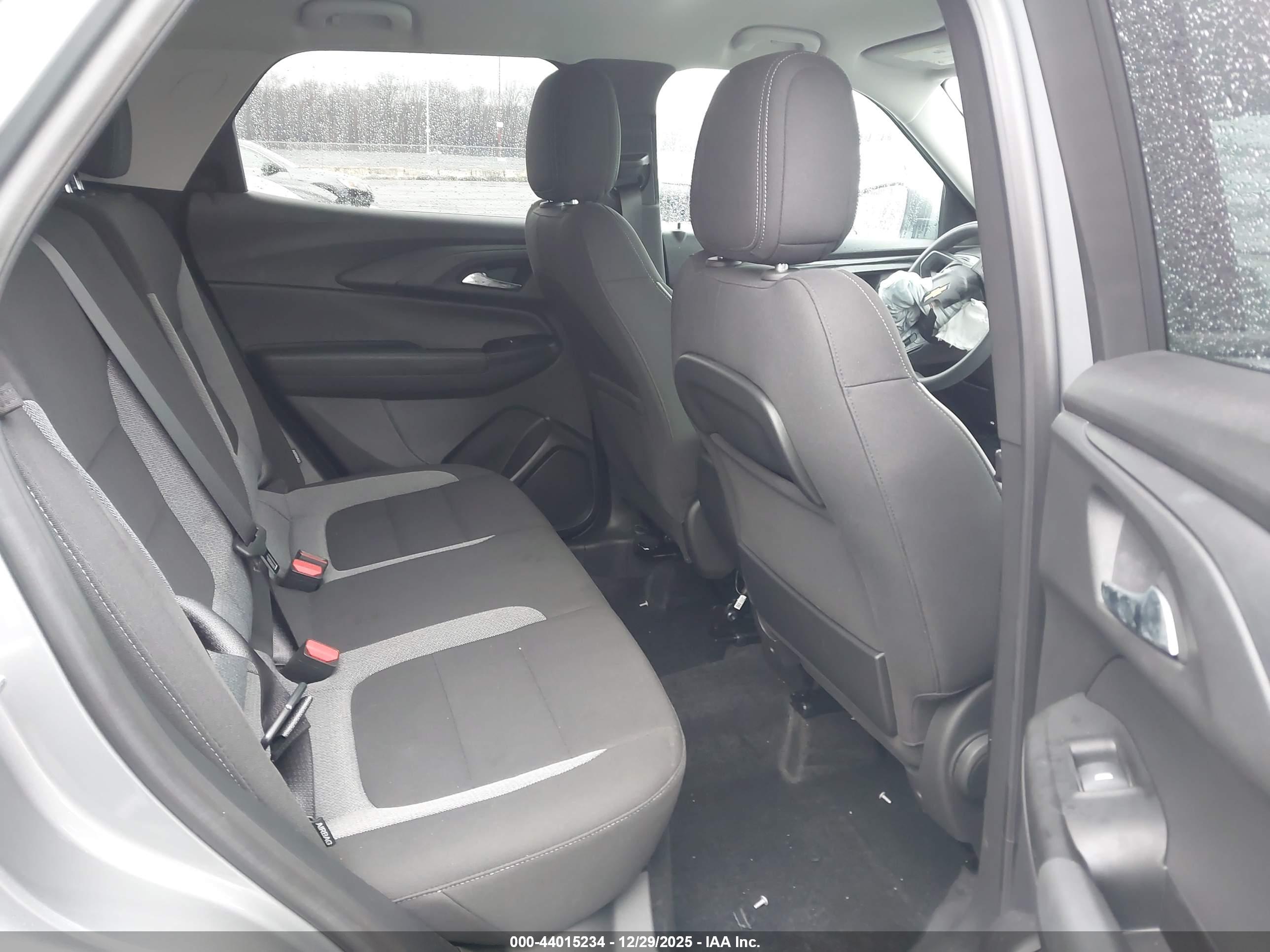 CHEVROLET TRAILBLAZER image 8