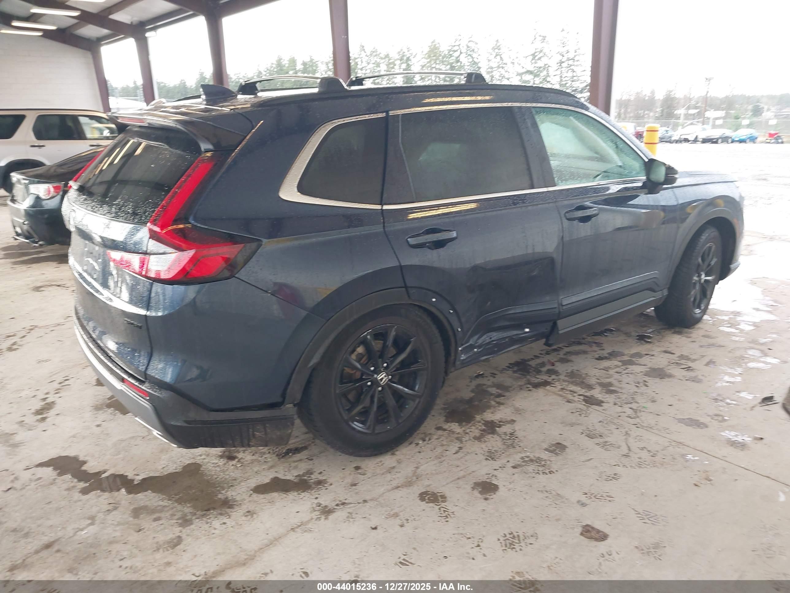 HONDA CR-V image 4