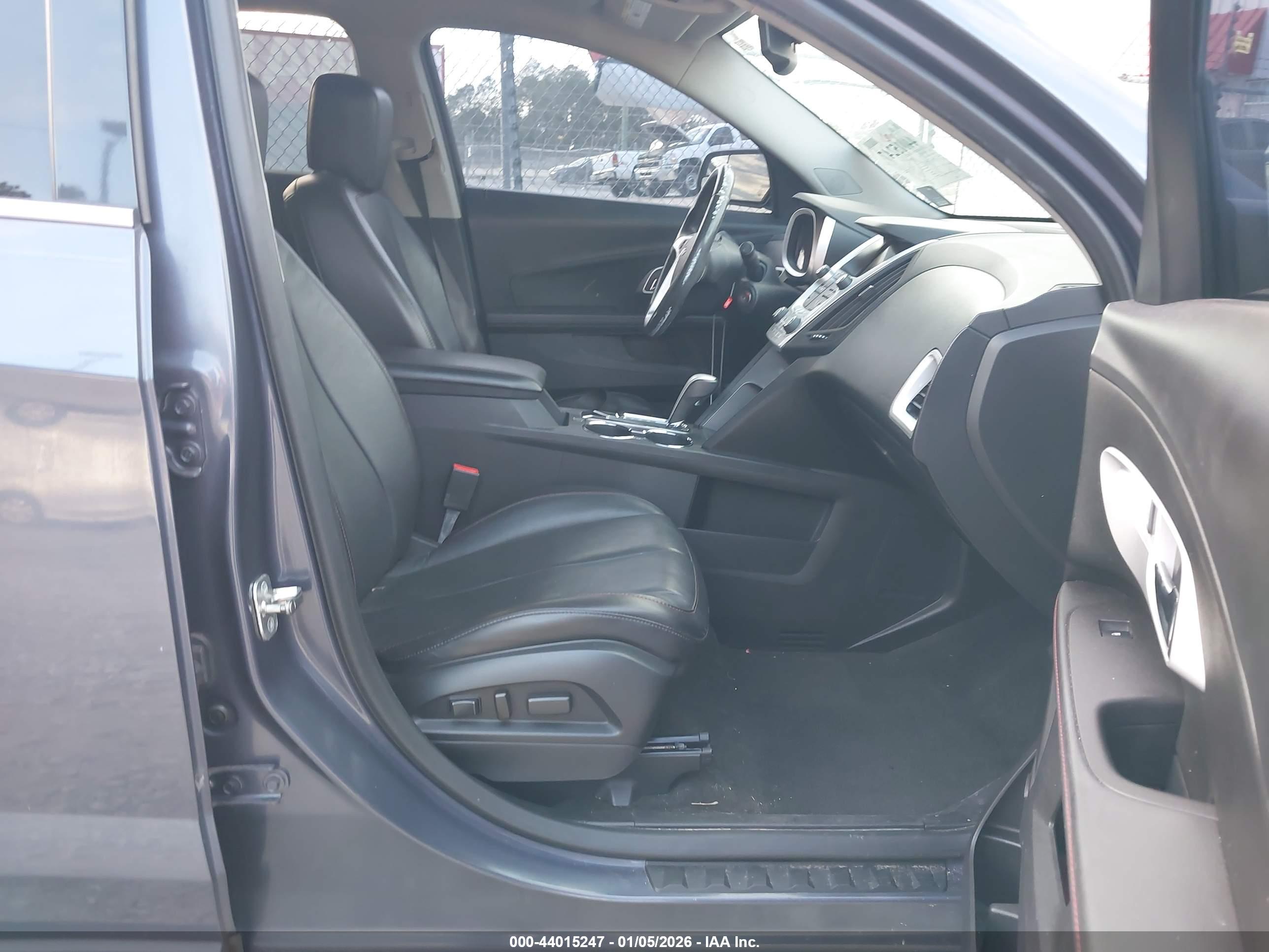 CHEVROLET EQUINOX image 5
