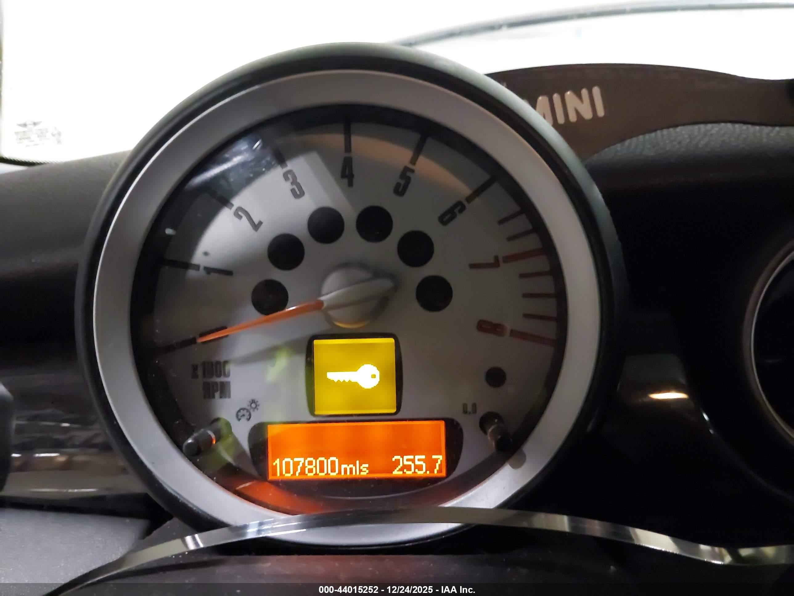 MINI COOPER image 7