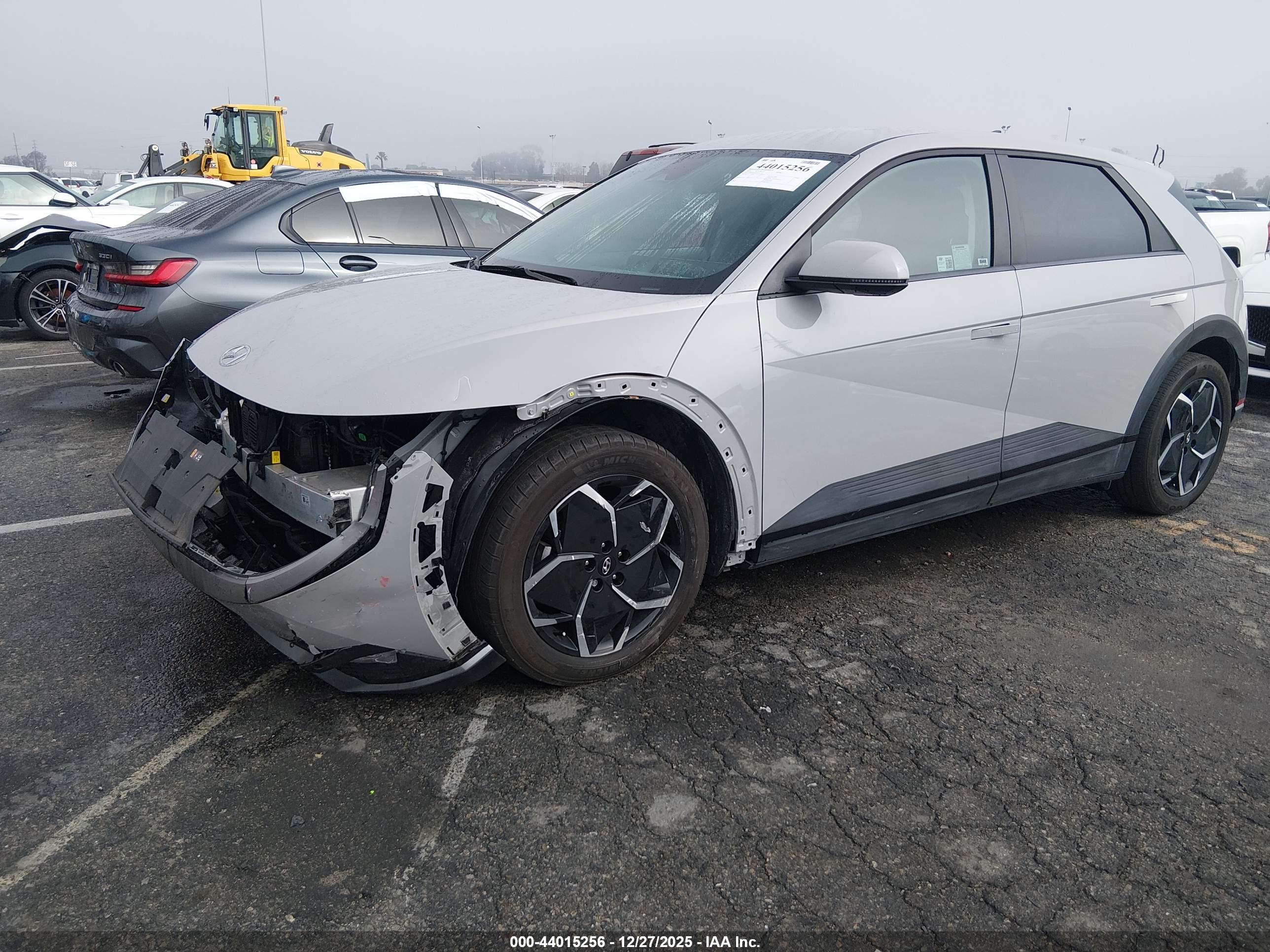 HYUNDAI IONIQ image 2
