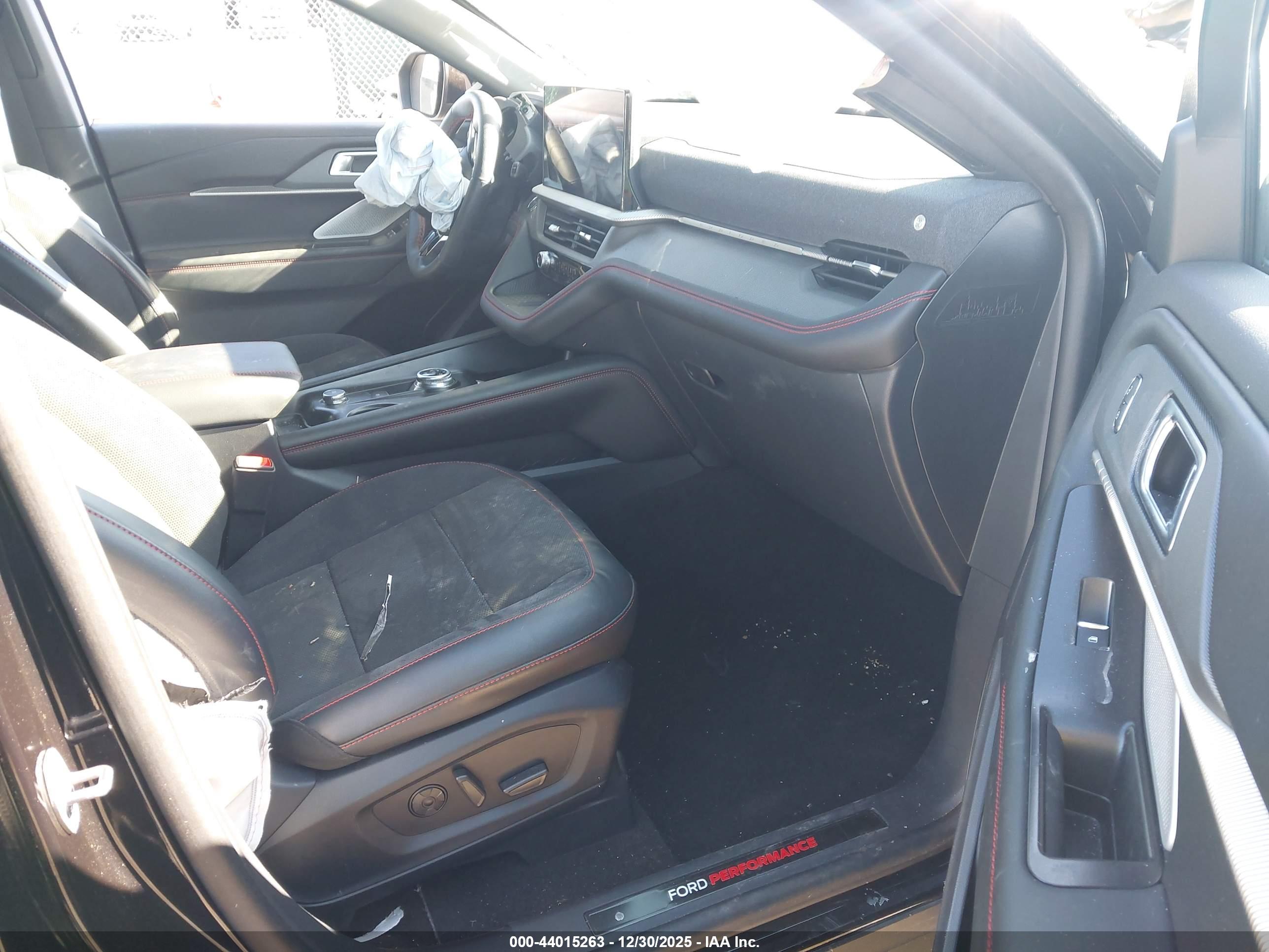 FORD EXPLORER image 5